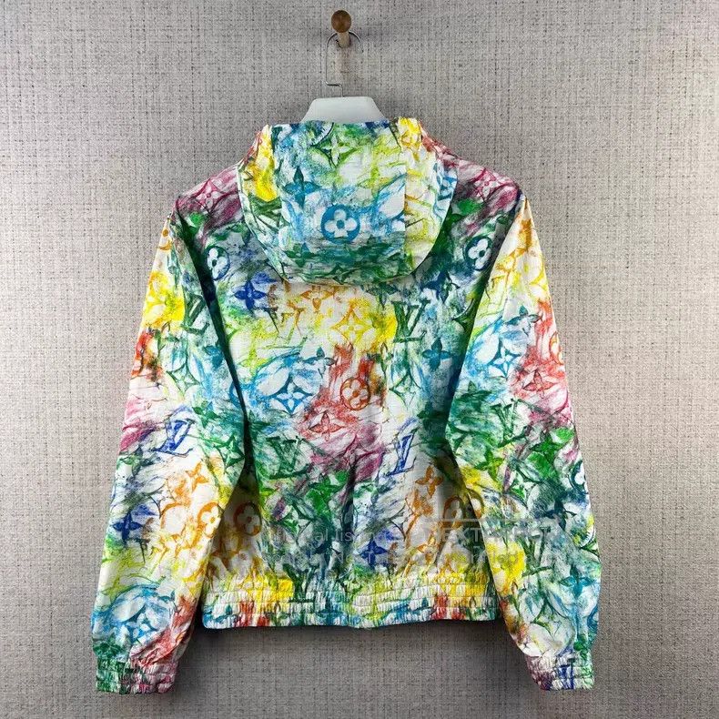 Louis Vuitton Louis Vuitton Old flower full print crayon hooded assault Size US S / EU 44-46 / 1 - 3 Thumbnail