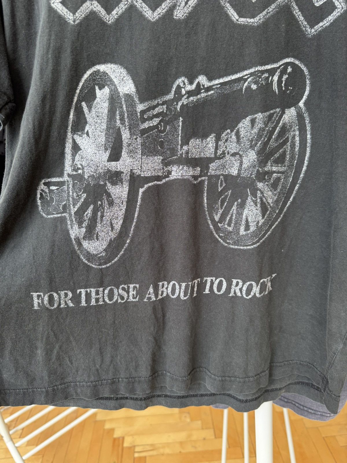 AC/DC Vintage 90s AC/DC Cannon Trashed T-shirt Size US L / EU 52-54 / 3 - 3 Thumbnail