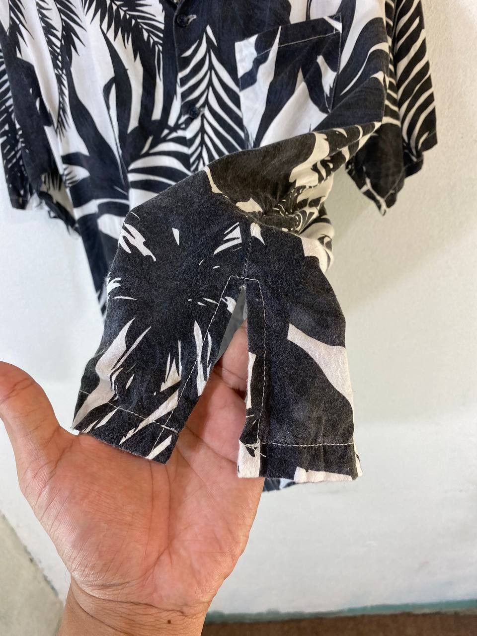 semanticdesign semantic design floral shirt very nice design Size US L / EU 52-54 / 3 - 8 Thumbnail