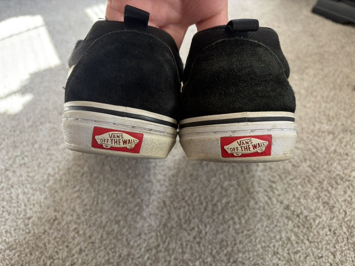 Vans Vans Black and Gold Low Top Sneakers Size US 9.5 / EU 42-43 - 5 Thumbnail