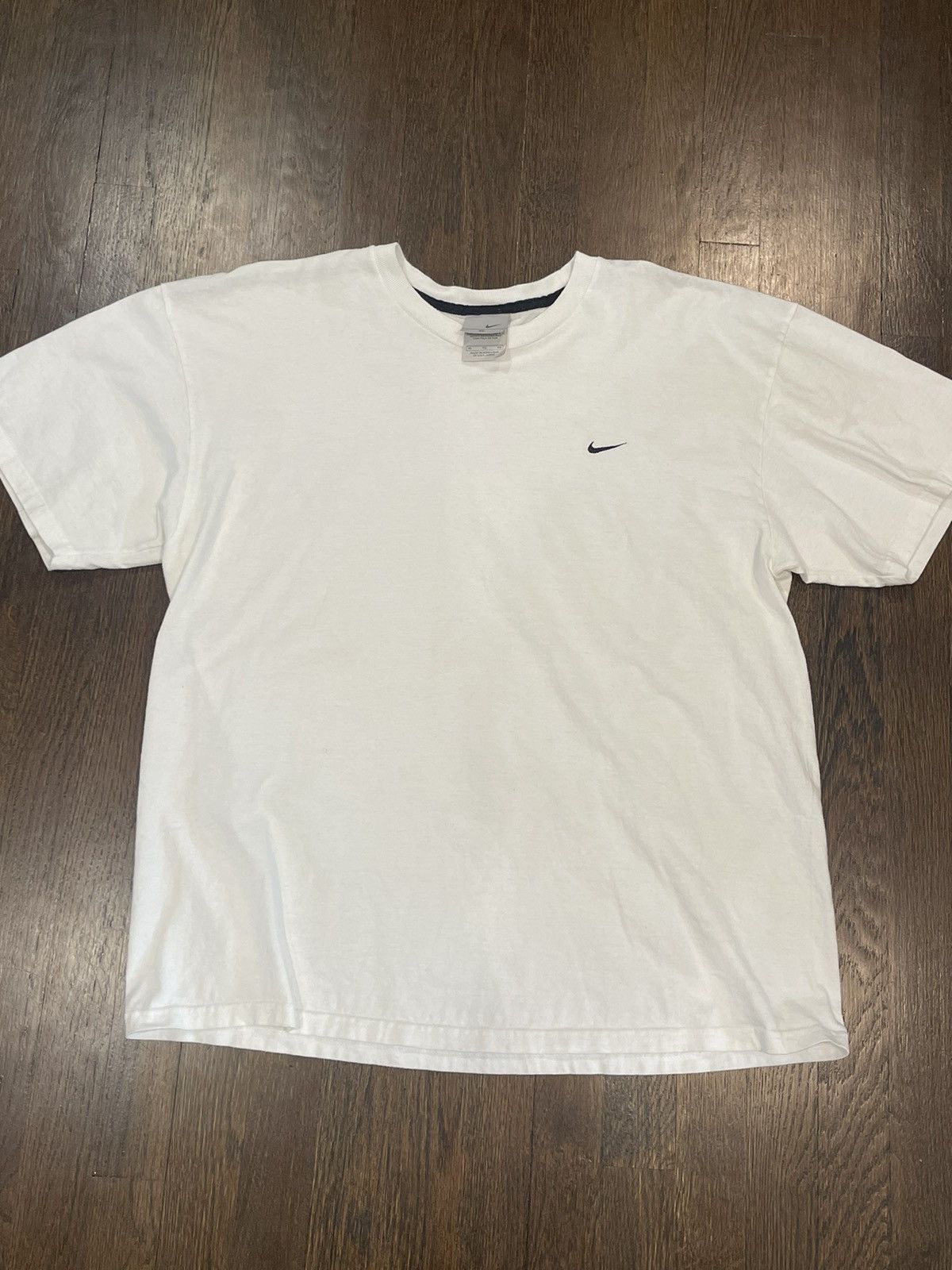 Nike 90s baggy nike white shirt m Size US XL / EU 56 / 4 - 1 Thumbnail