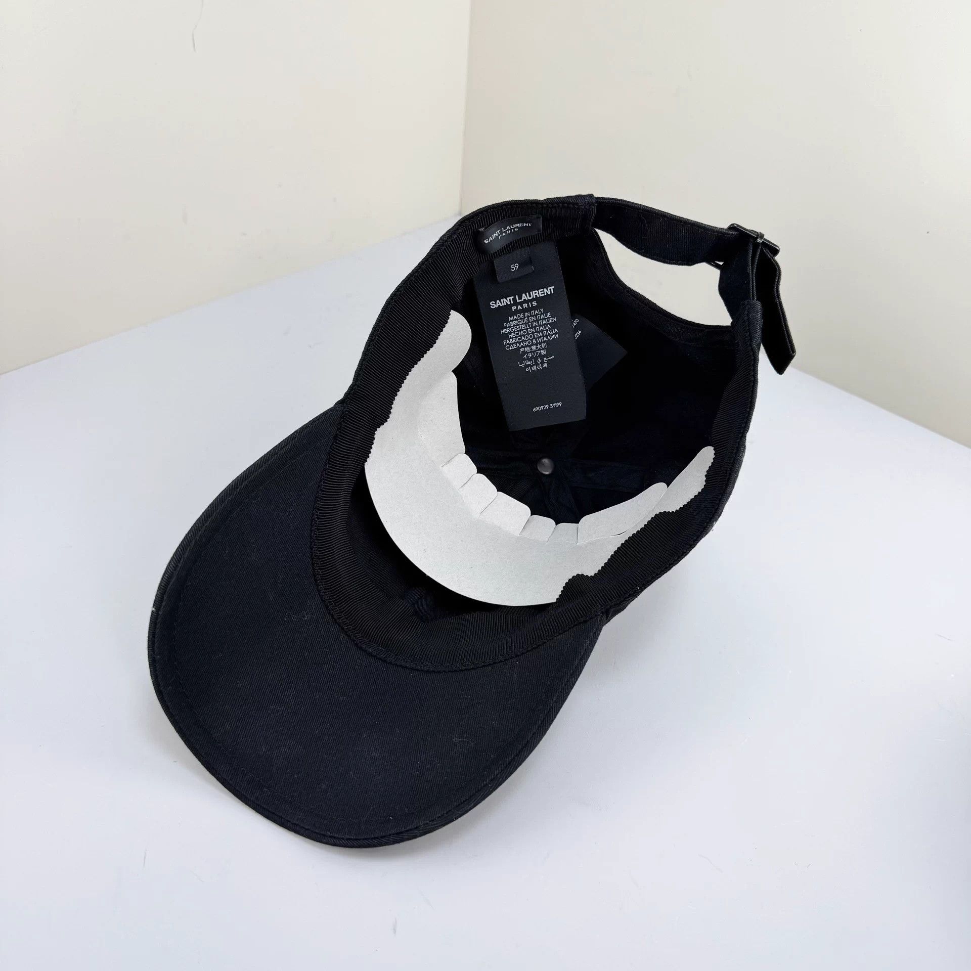 Saint Laurent Paris Saint Laurent Embroidered Logo 59cm 99 New Hat Size ONE SIZE - 4 Thumbnail