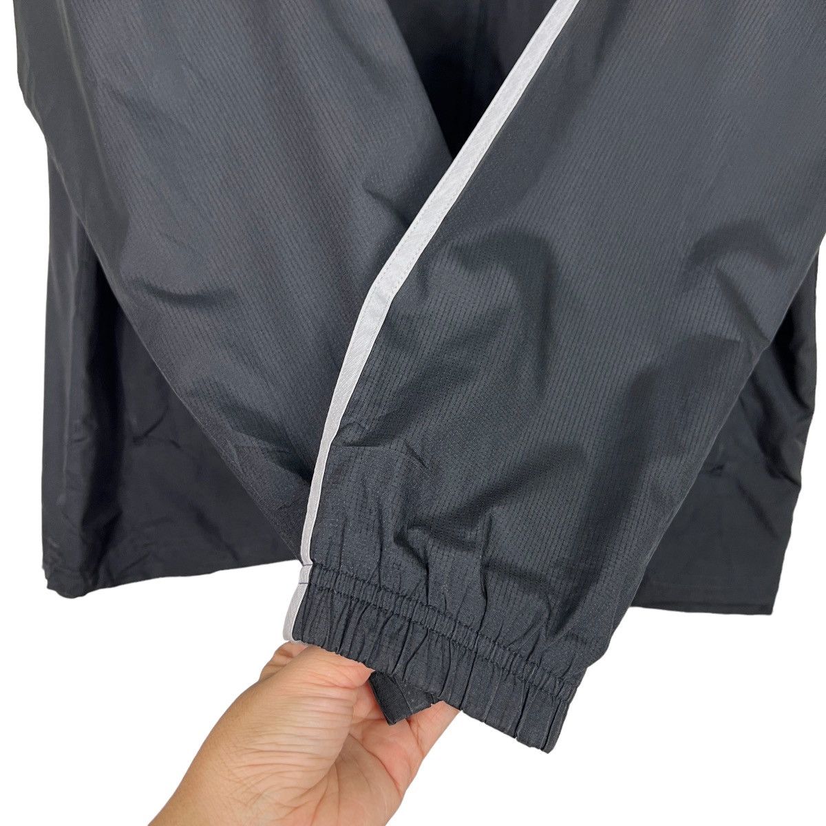 Adidas Y2K LIVERPOOL ADIDAS TRAINER JACKET Size US S / EU 44-46 / 1 - 13 Thumbnail
