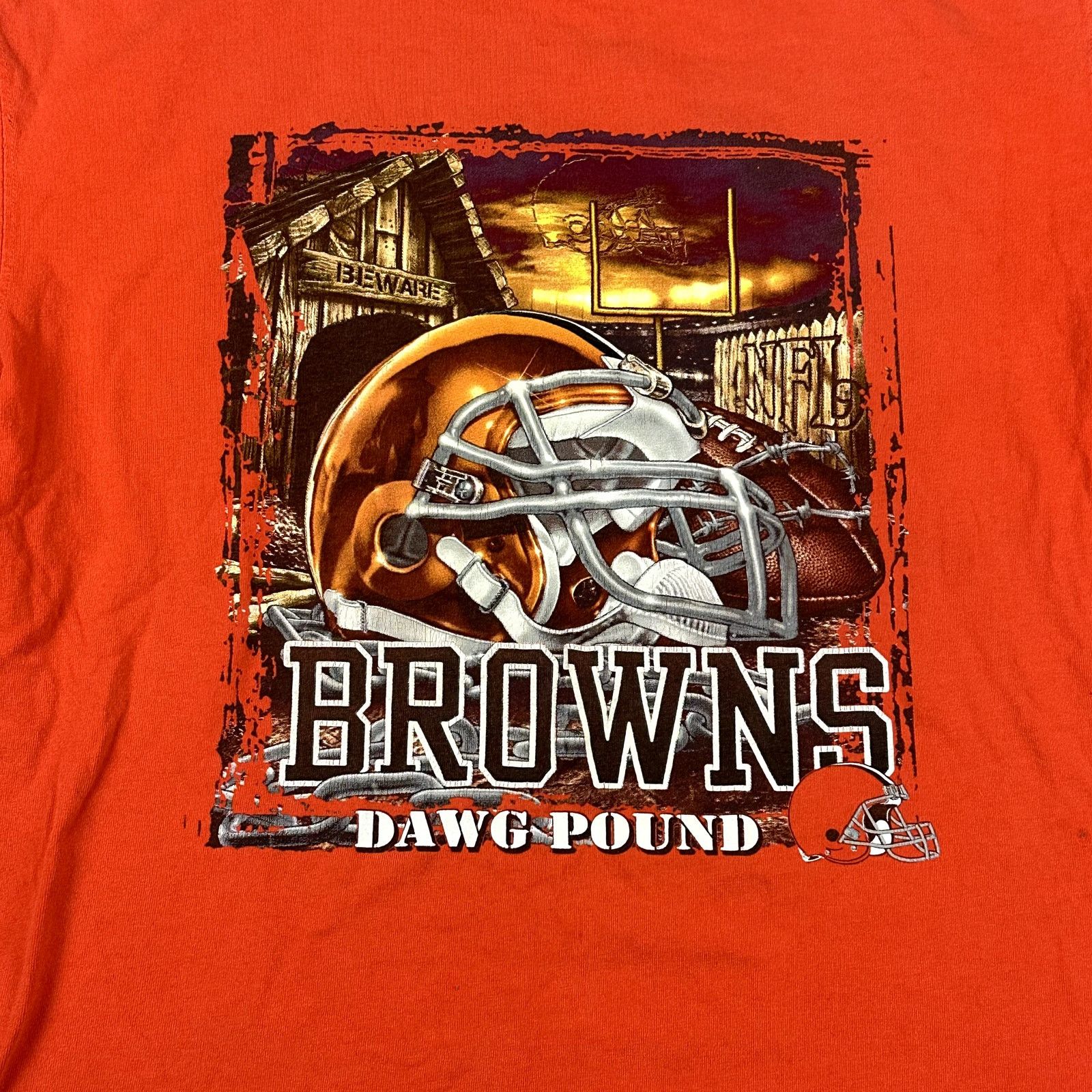 NFL Vintage Cleveland Browns Shirt Helmet Logo Size XL Y2K Size US XL / EU 56 / 4 - 2 Thumbnail