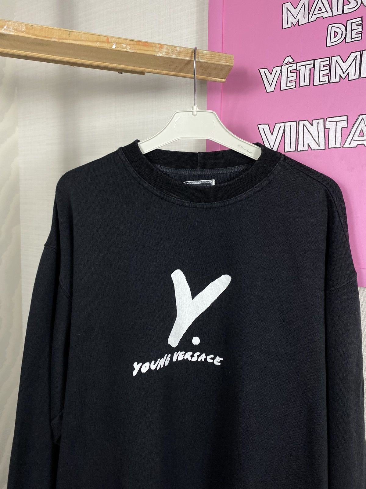 Versace × Vintage Versace Young Printed Logo Sweatshirt Size US M / EU 48-50 / 2 - 3 Thumbnail