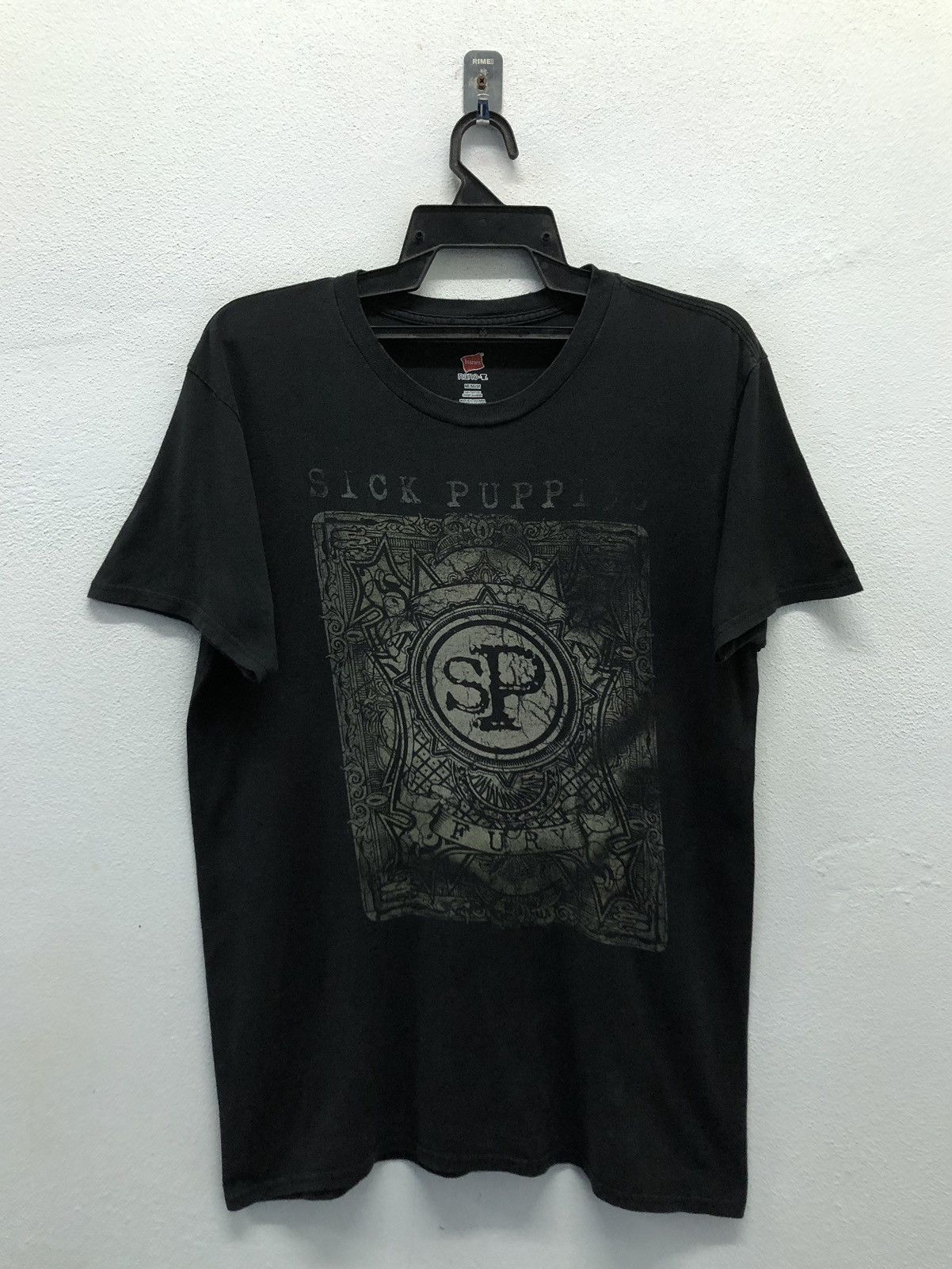 Band Tees Rock Band Sick Puppies 2017 Fury Live/Unleased Tour Shirt Size US M / EU 48-50 / 2 - 1 Thumbnail