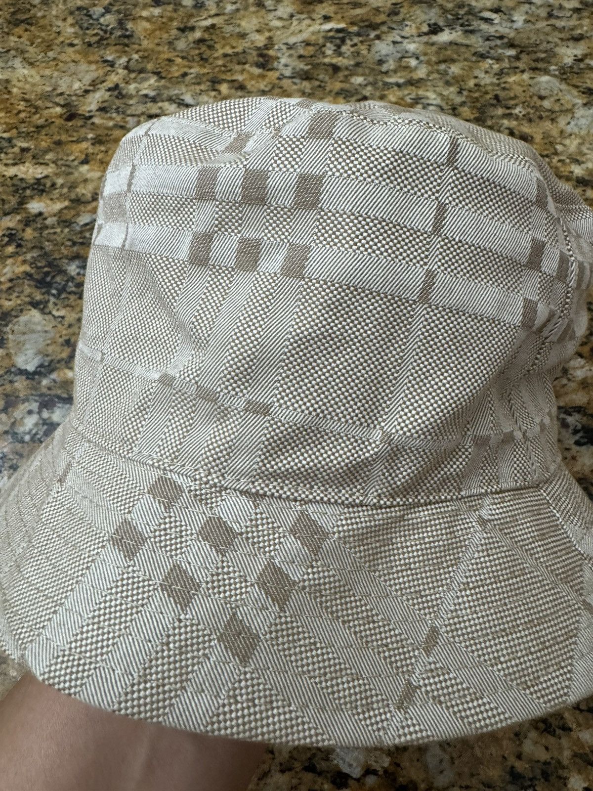Burberry × Vintage Burberry Bucket Hat szL. Excellent condition. Size ONE SIZE - 3 Thumbnail