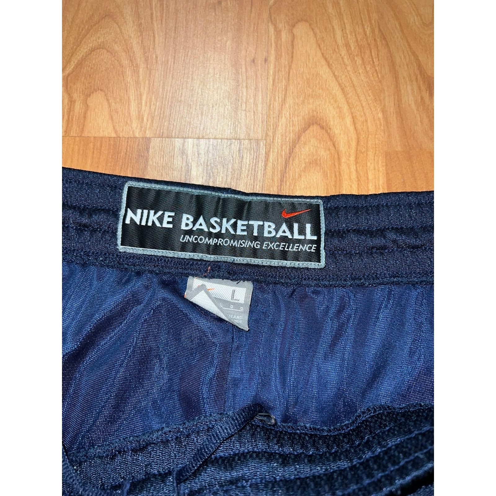 Nike Nike Basketball Shorts Blue Silver Active Wear Bottoms Large Size US 34 / EU 50 - 3 Thumbnail