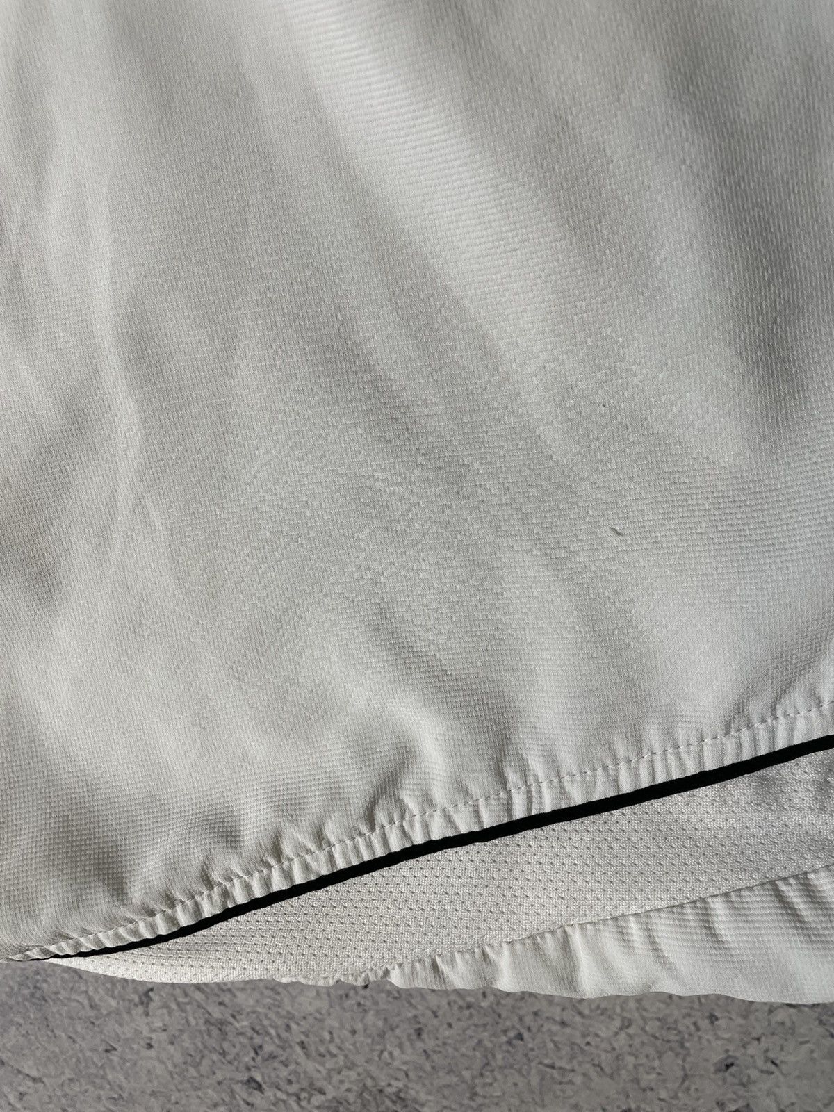 Nike × Vintage Vintage Nylon Nike Swoosh Drill Y2K Shorts White Size US 32 / EU 48 - 7 Thumbnail