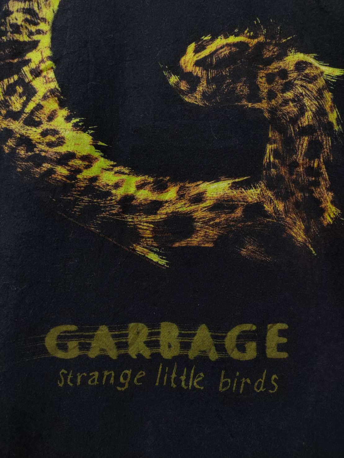 Band Tees Garbage Band " Strange Little Birds " Album Promo T-Shirt Size US XL / EU 56 / 4 - 3 Thumbnail