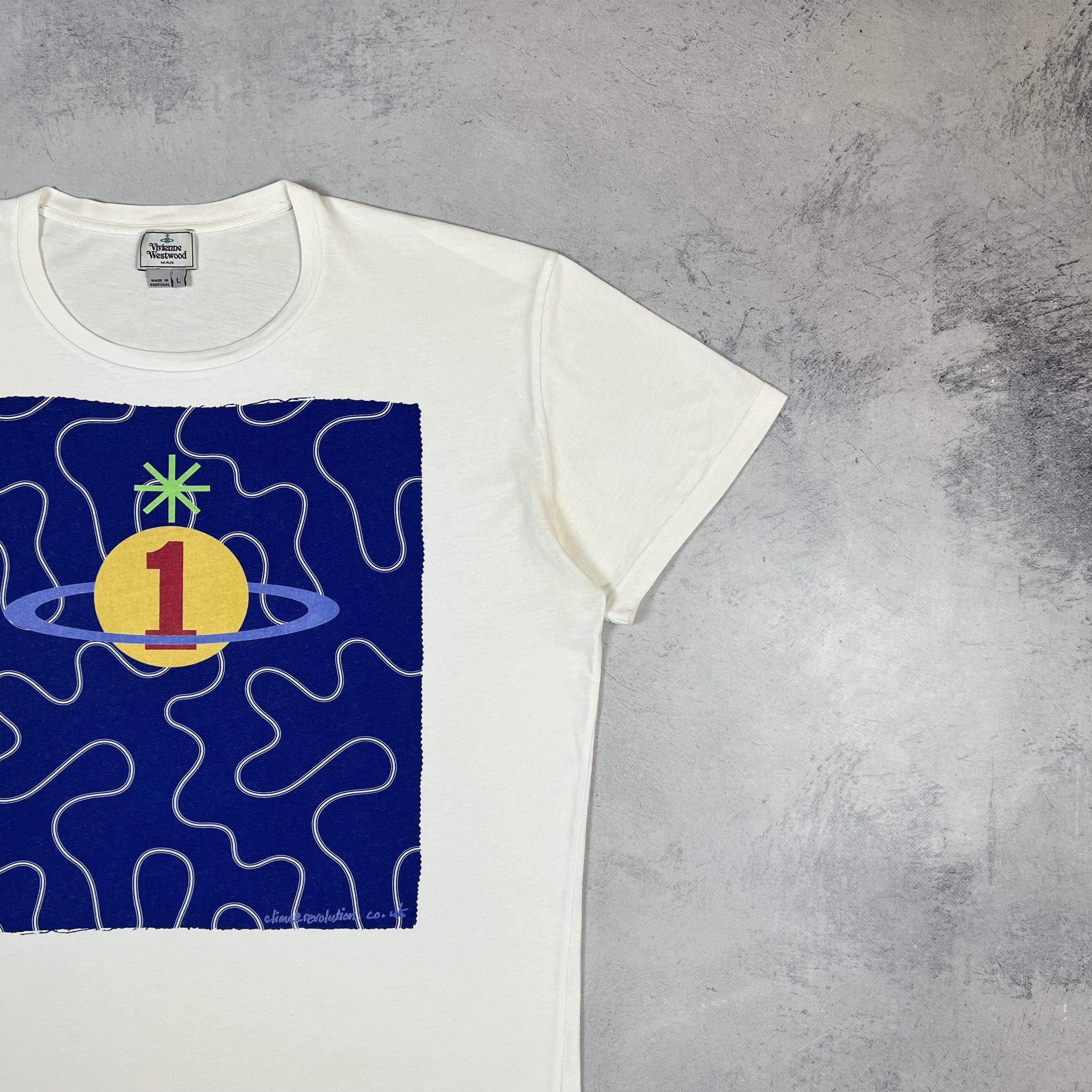 Vivienne Westwood Vivienne Westwood Y2K Orb Big Logo T Shirt Size US L / EU 52-54 / 3 - 3 Thumbnail
