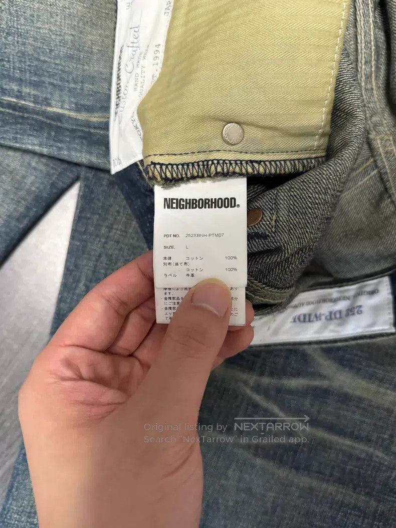 Neighborhood Neighborhood size L jeans Size US 27 - 4 Thumbnail