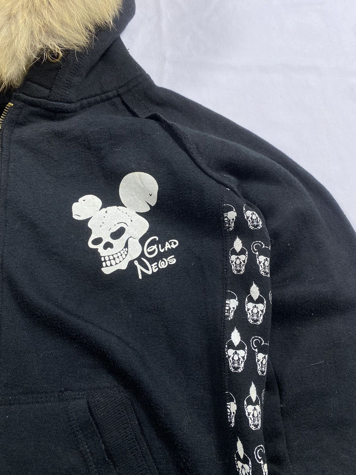 20471120 Japanese Glad News Zip Fur Hoodie Hysteric LGb style Size US M / EU 48-50 / 2 - 6 Thumbnail