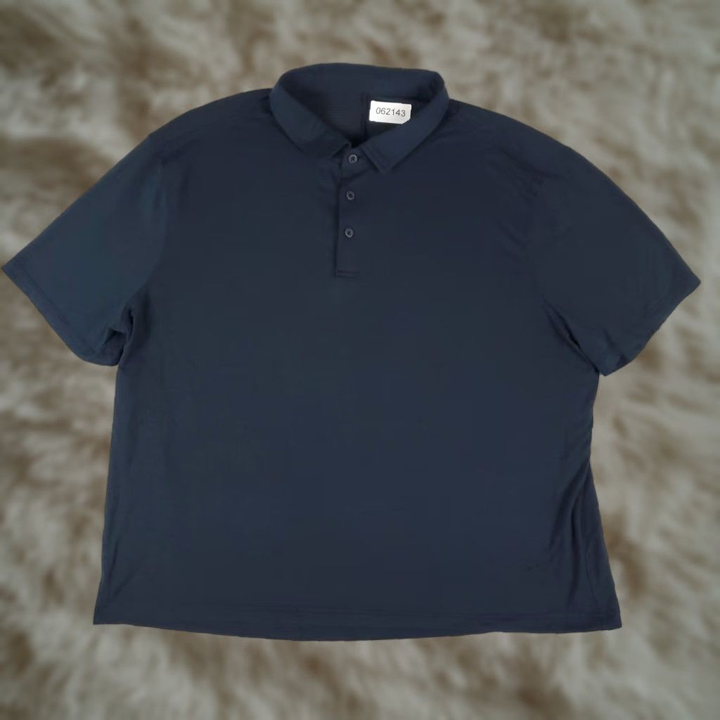 Lululemon Lululemon Polo Shirt Mens XL Navy Blue Short Sleeve Golf Casual Moisture Wicking Breathable Logo Workout Polo Shirt - Runs short Size US XL / EU 56 / 4 - 1 Thumbnail