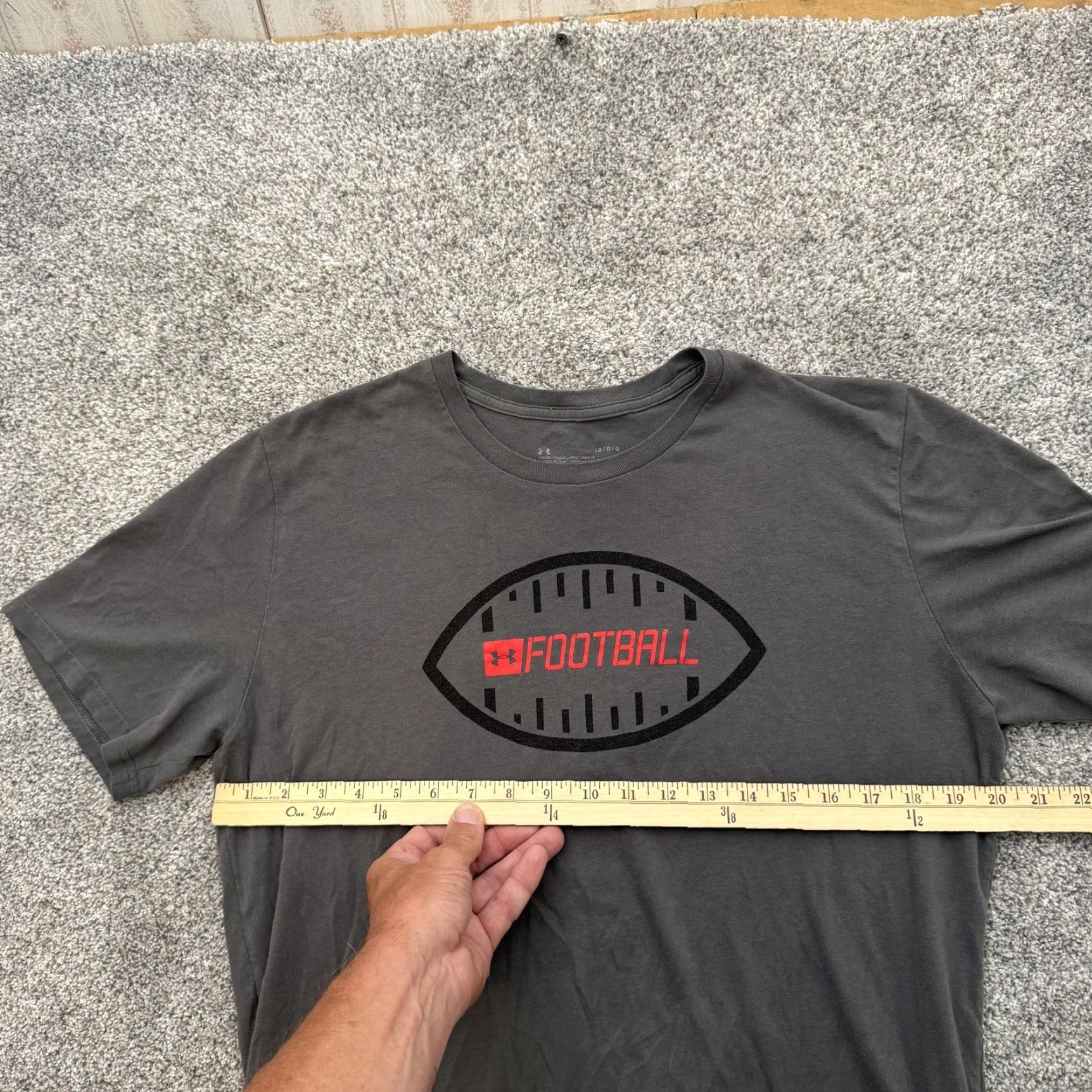 Under Armour Under Armour Shirt Mens L Football Short Sleeve Tee Gray Crew Neck Short Sleeve Performance/Activity: Football Size US L / EU 52-54 / 3 - 3 Thumbnail