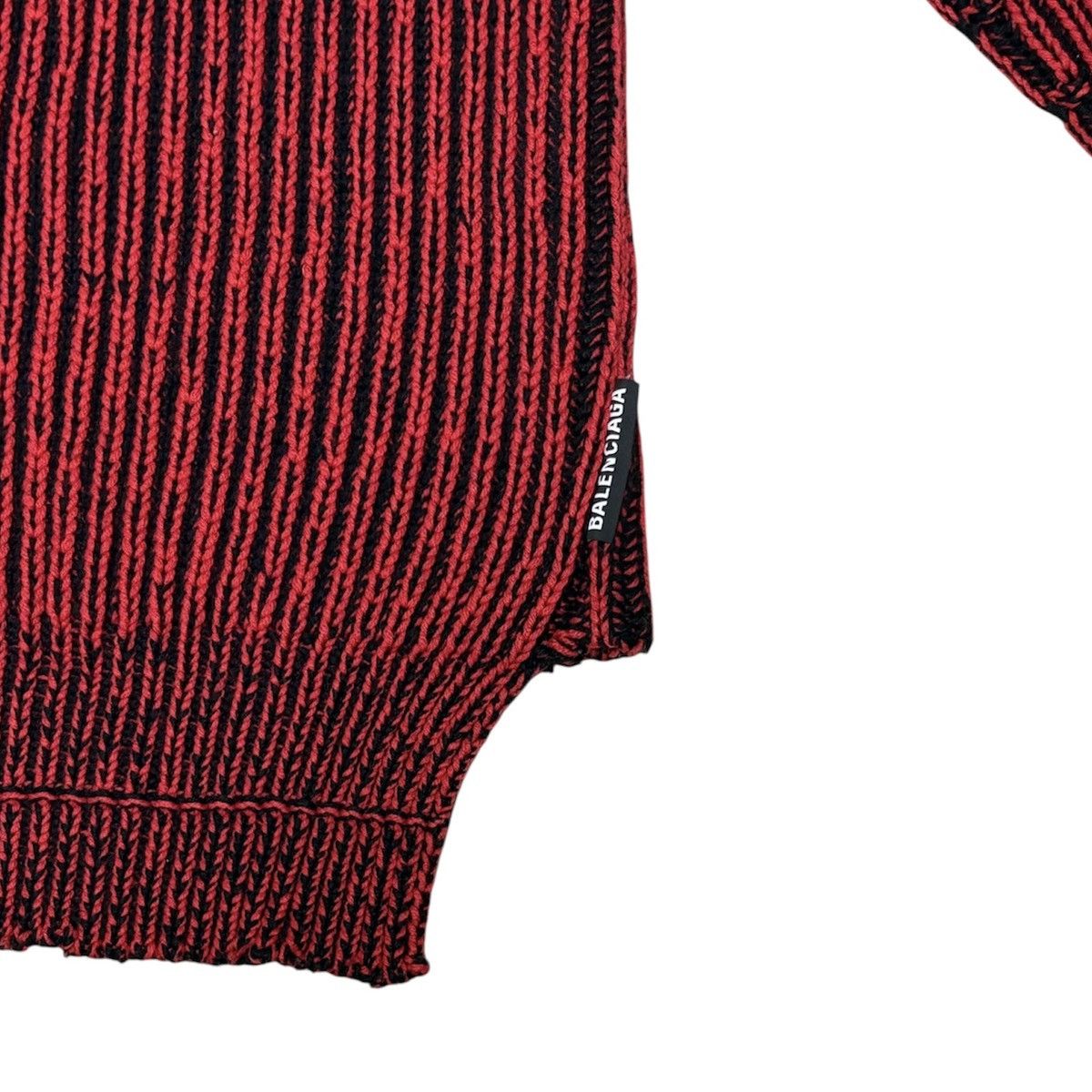 Balenciaga PRE-FALL 2018 BALENCIAGA BY DEMNA OVERSIZED KNIT RED Size S / US 4 / IT 40 - 10 Thumbnail