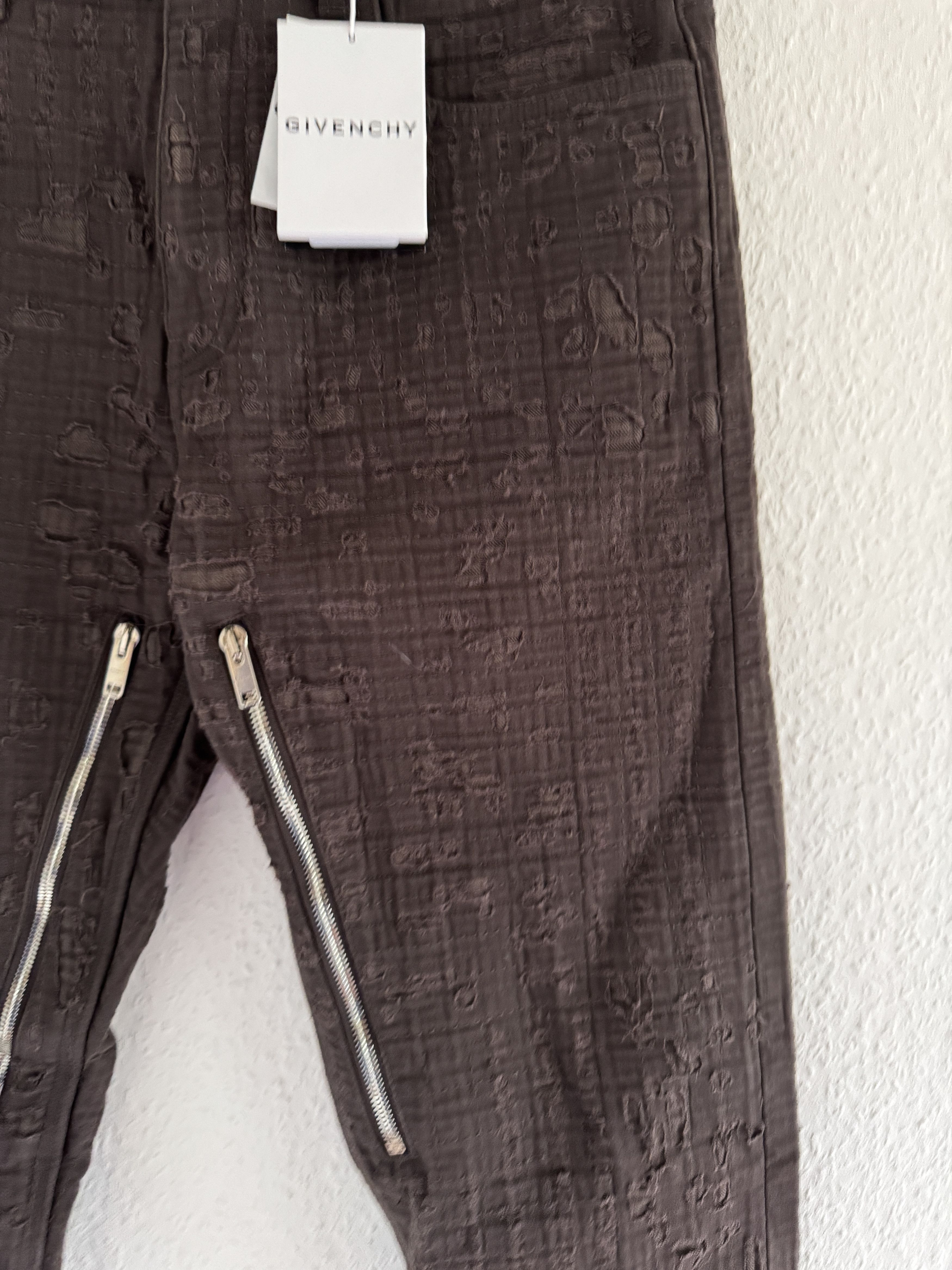 Givenchy Dark Brown 4G Boro Jeans Size US 33 - 12 Thumbnail