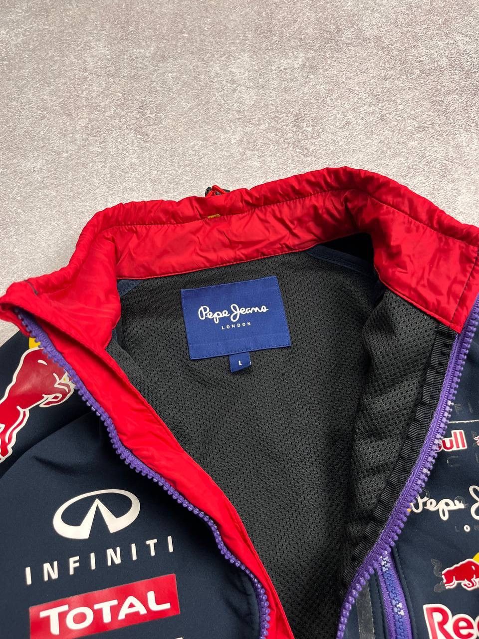 Other Vintage F-1 Red Bull Racing Zip Jacket L Size US L / EU 52-54 / 3 - 7 Thumbnail