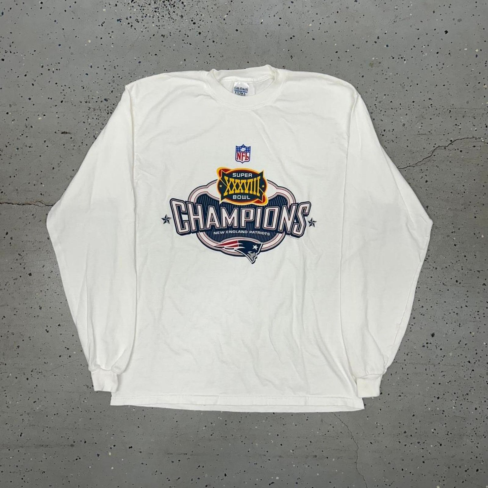 Gildan 2004 New England Patriots Super Bowl long sleeve tee Size US L / EU 52-54 / 3 - 1 Thumbnail