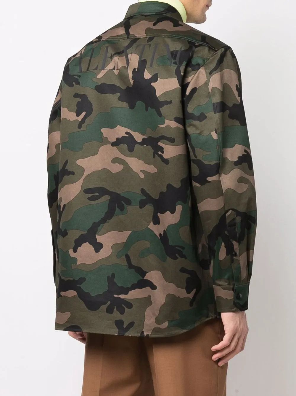 Valentino o1y0525 Patterned Shirt in Military Green Size US M / EU 48-50 / 2 - 4 Thumbnail
