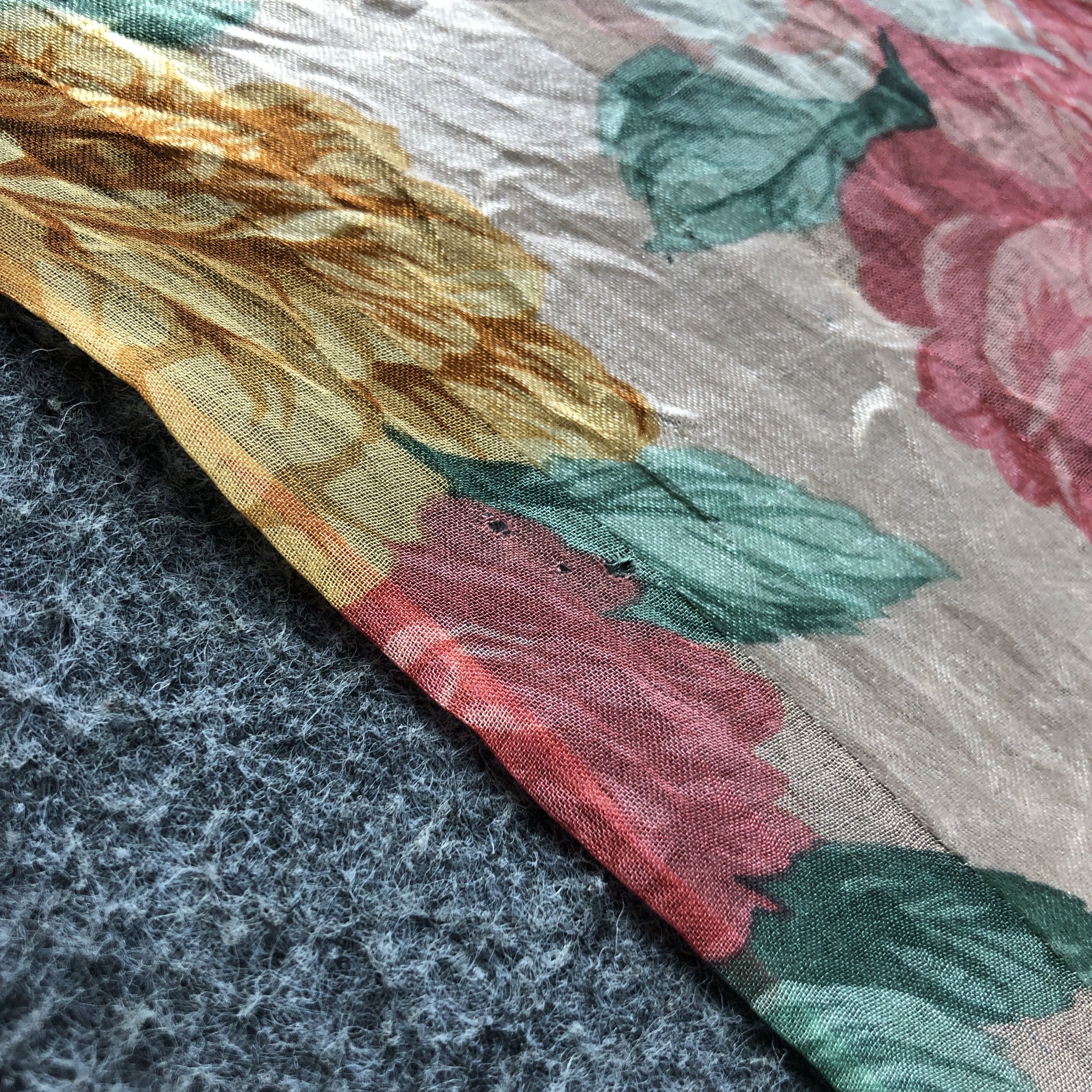 Mario Valentino Mario Valentino Luxury Floral Silk Scarf M1211 Size ONE SIZE - 13 Thumbnail