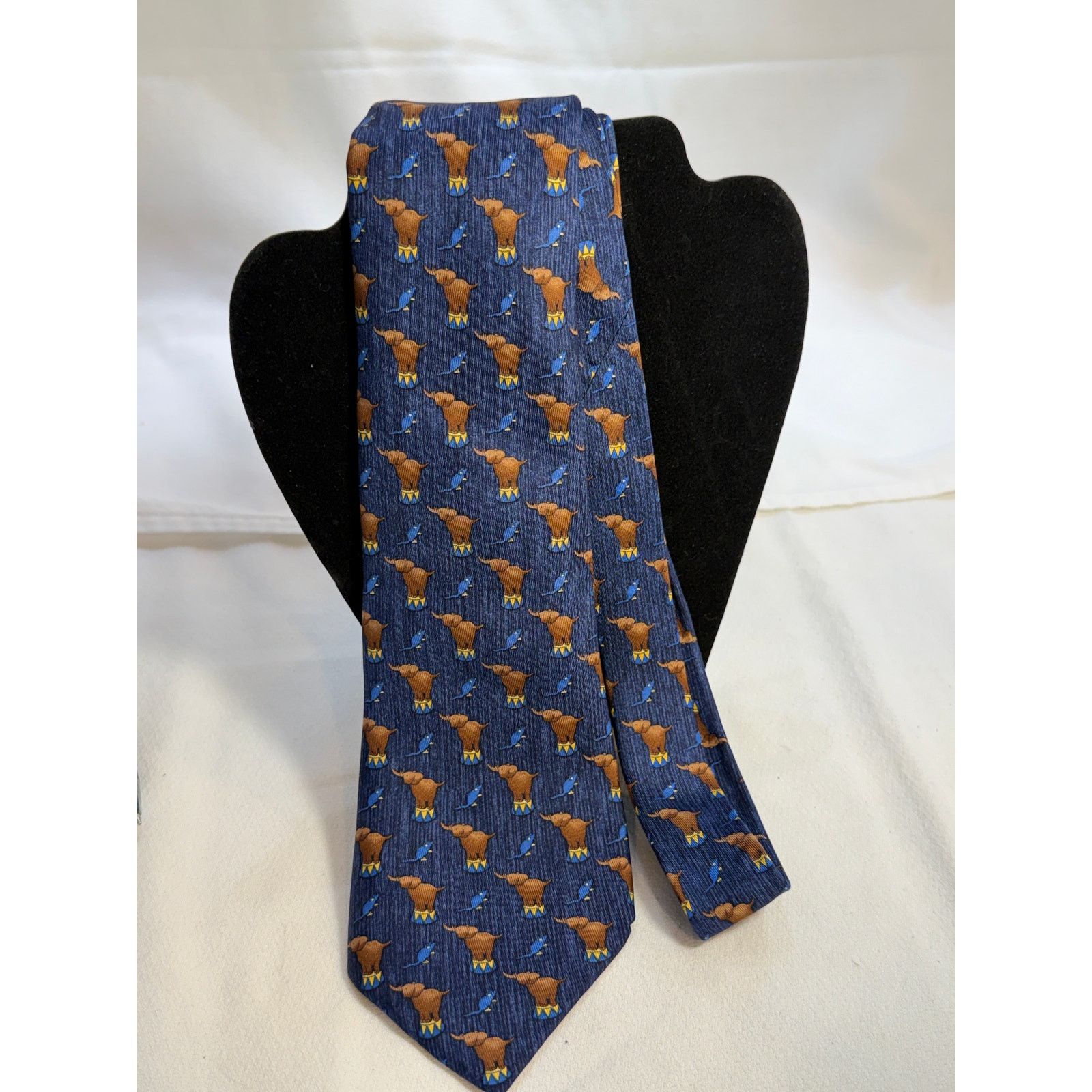 Hermes Vintage Hermes Paris Tie 100% Silk, Blue w/ Brown Elephants Size ONE SIZE - 1 Thumbnail