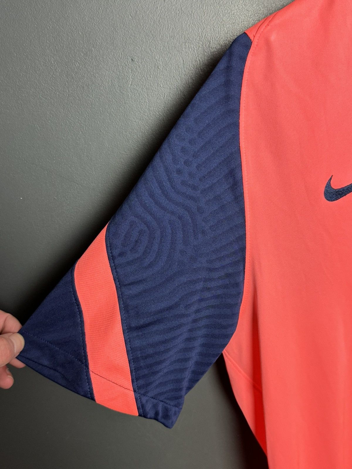 Nike Tottenham Hotspur 20/21 Training Football Jersey Size US L / EU 52-54 / 3 - 4 Thumbnail