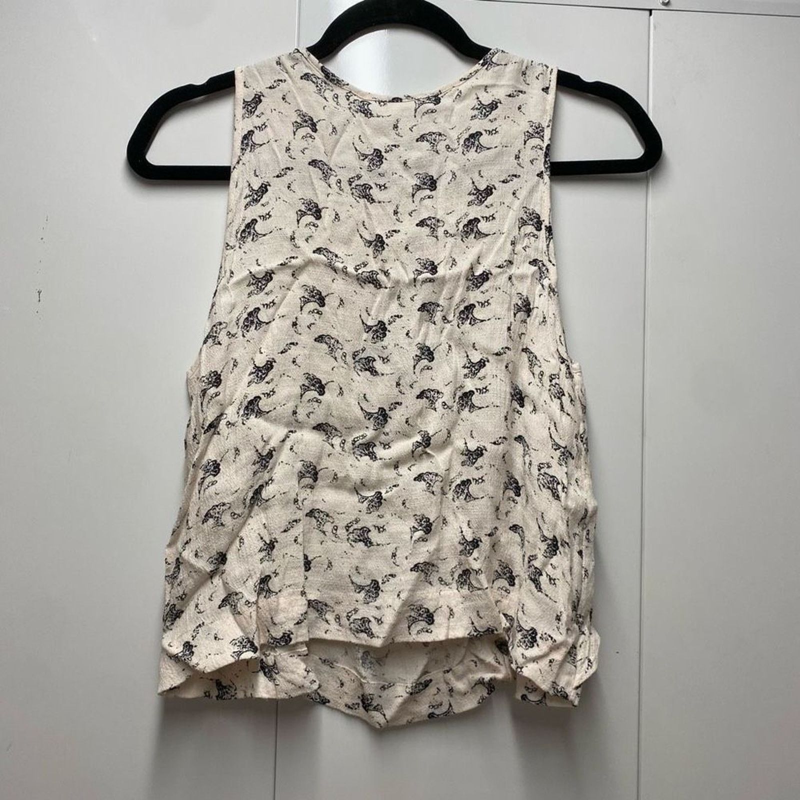 Free People Free People Crinkle Printed Look Through Top in Tea XS, $68 Size XS / US 0-2 / IT 36-38 - 4 Thumbnail