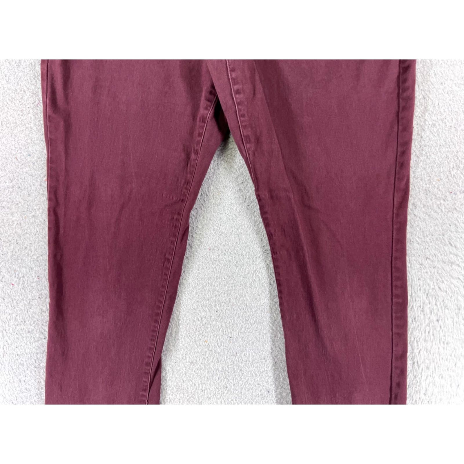 Vintage Bandolino Jeans Womens 6 Red Cotton Blend Regular Straight 26x28 5-Pocket Design Mid Rise Denim Vintage No Size 28" / US 6 / IT 42 - 3 Thumbnail