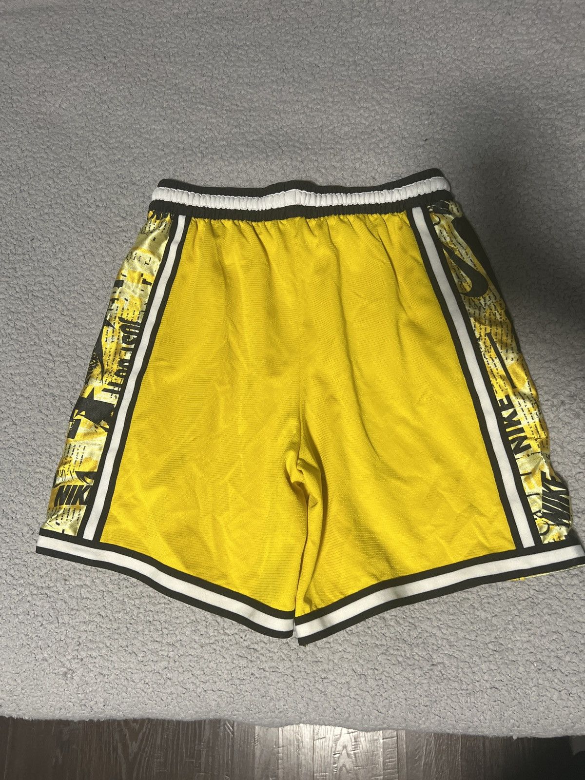 Nike Nike basketball shorts Size US 32 / EU 48 - 1 Thumbnail