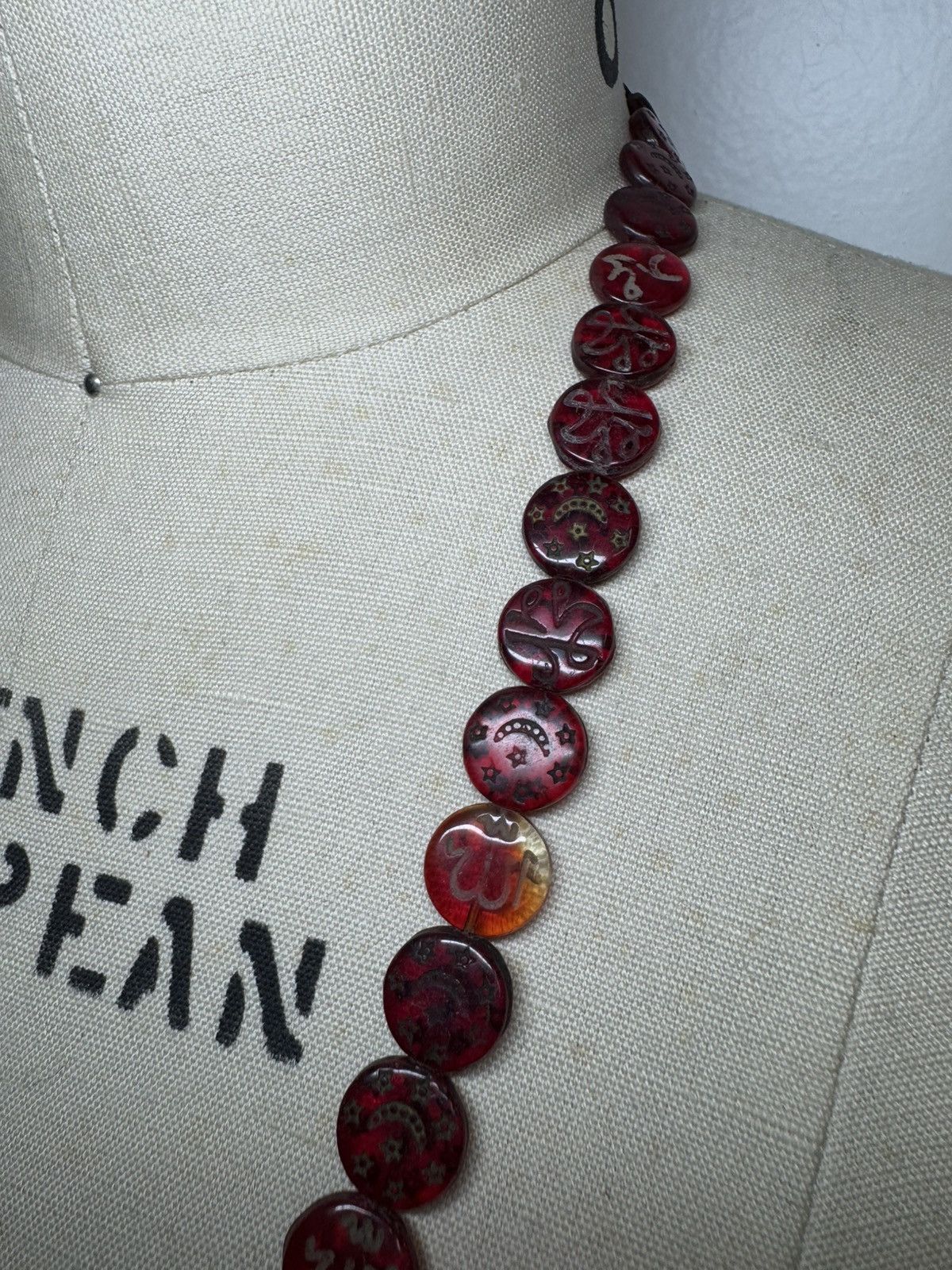 Vintage Vintage red glass Hajj beads Arabic Muslim double sided RARE Size ONE SIZE - 4 Thumbnail