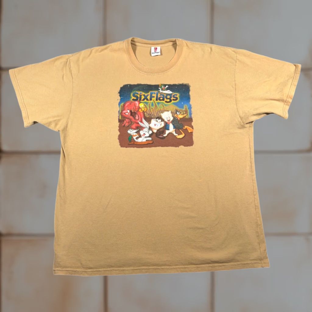 Vintage VINTAGE Six Flags Shirt Adult 2XL Brown T-Shirt Crew Neck Short Sleeve Cotton" Size US XXL / EU 58 / 5 - 1 Thumbnail