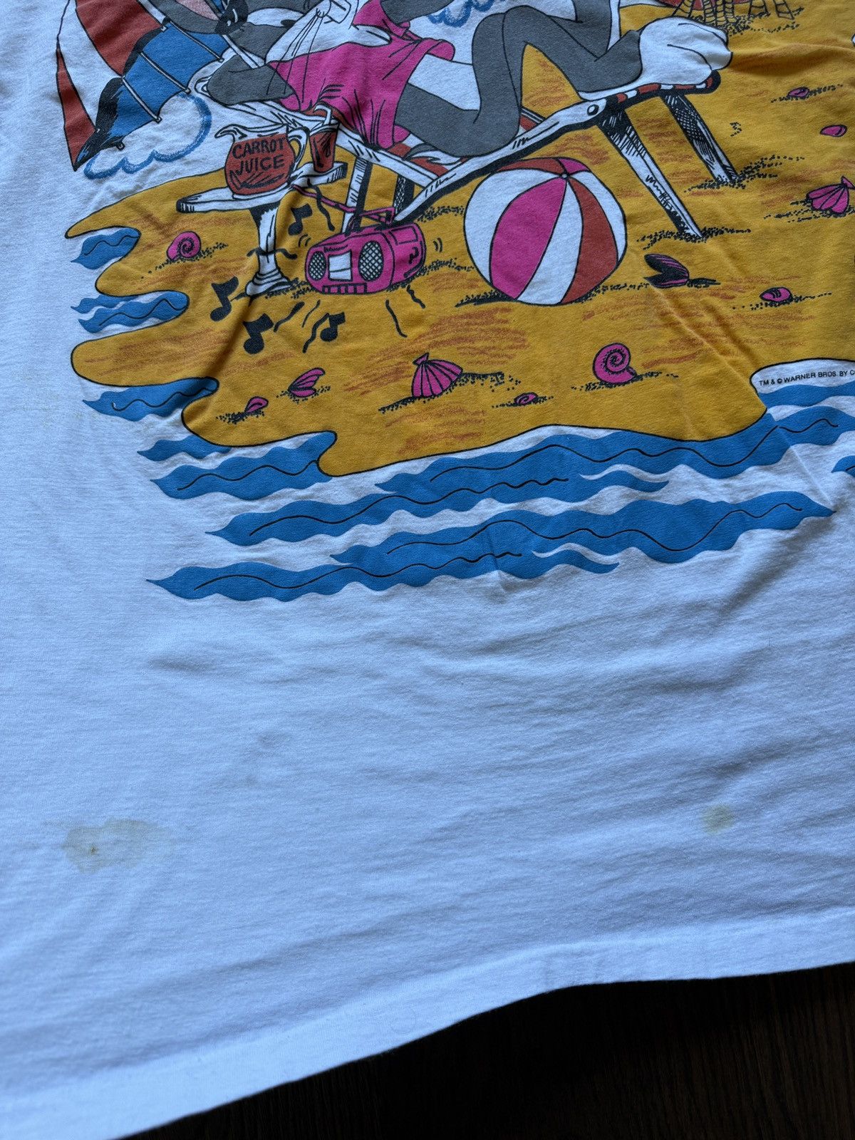Vintage Vintage 90s Bugs Bunny Beach Looney Tunes Warner Bros Tee Size US XXL / EU 58 / 5 - 5 Thumbnail