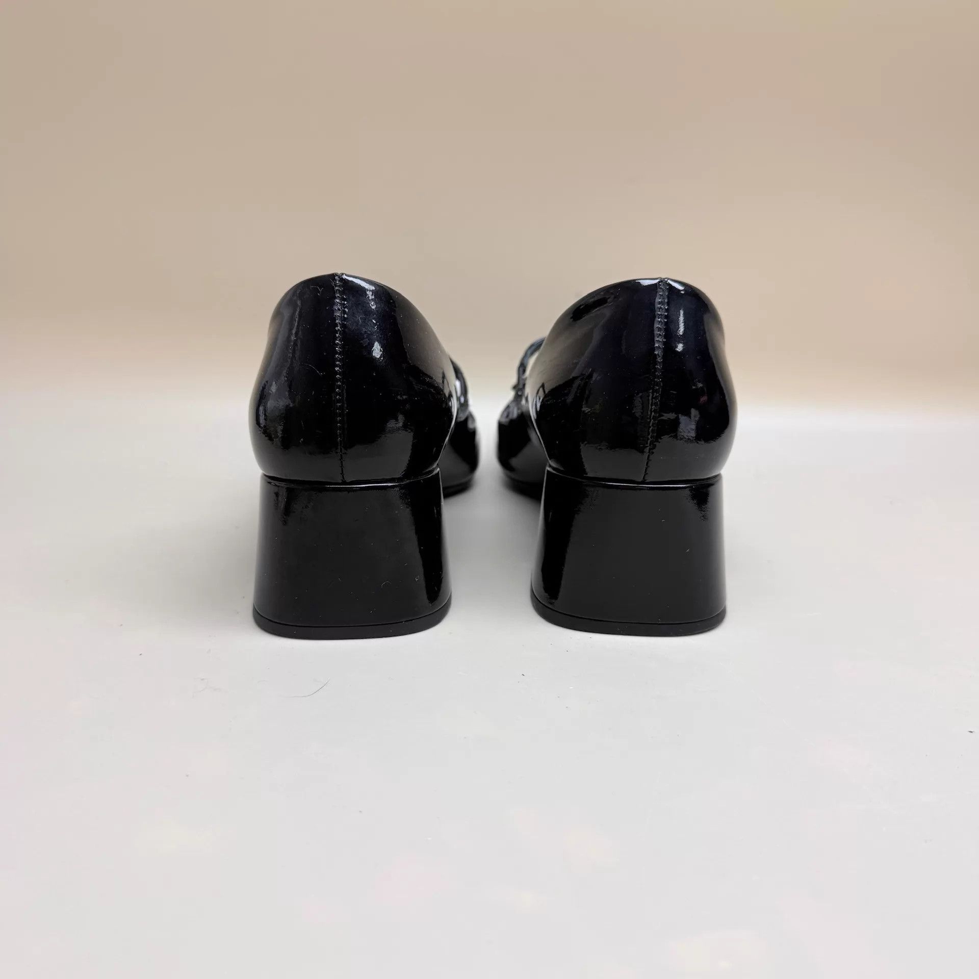 Prada Prada Women's Black & White Triangle Logo Heels Size 35 Size US 4.5 / IT 34.5 - 3 Thumbnail