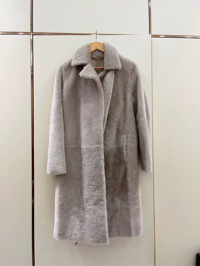 Max Mara Maxmara Faux Fur Long Coat -dmc Size US S / EU 44-46 / 1 - 1 Thumbnail