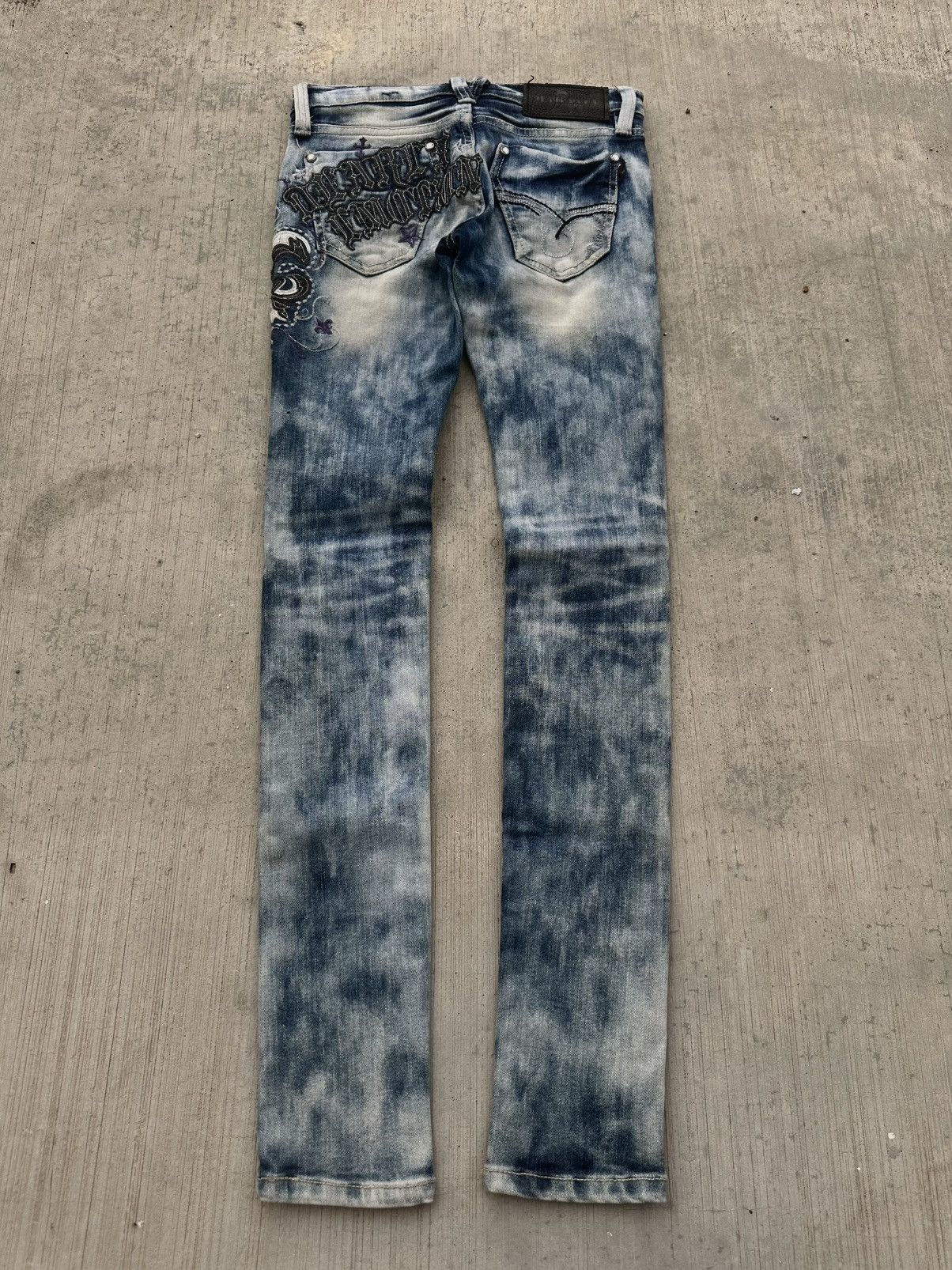 Japanese Brand 2000s Maraxia embroidery skinny wash jeans Size 26" / US 2 / IT 38 - 2 Thumbnail