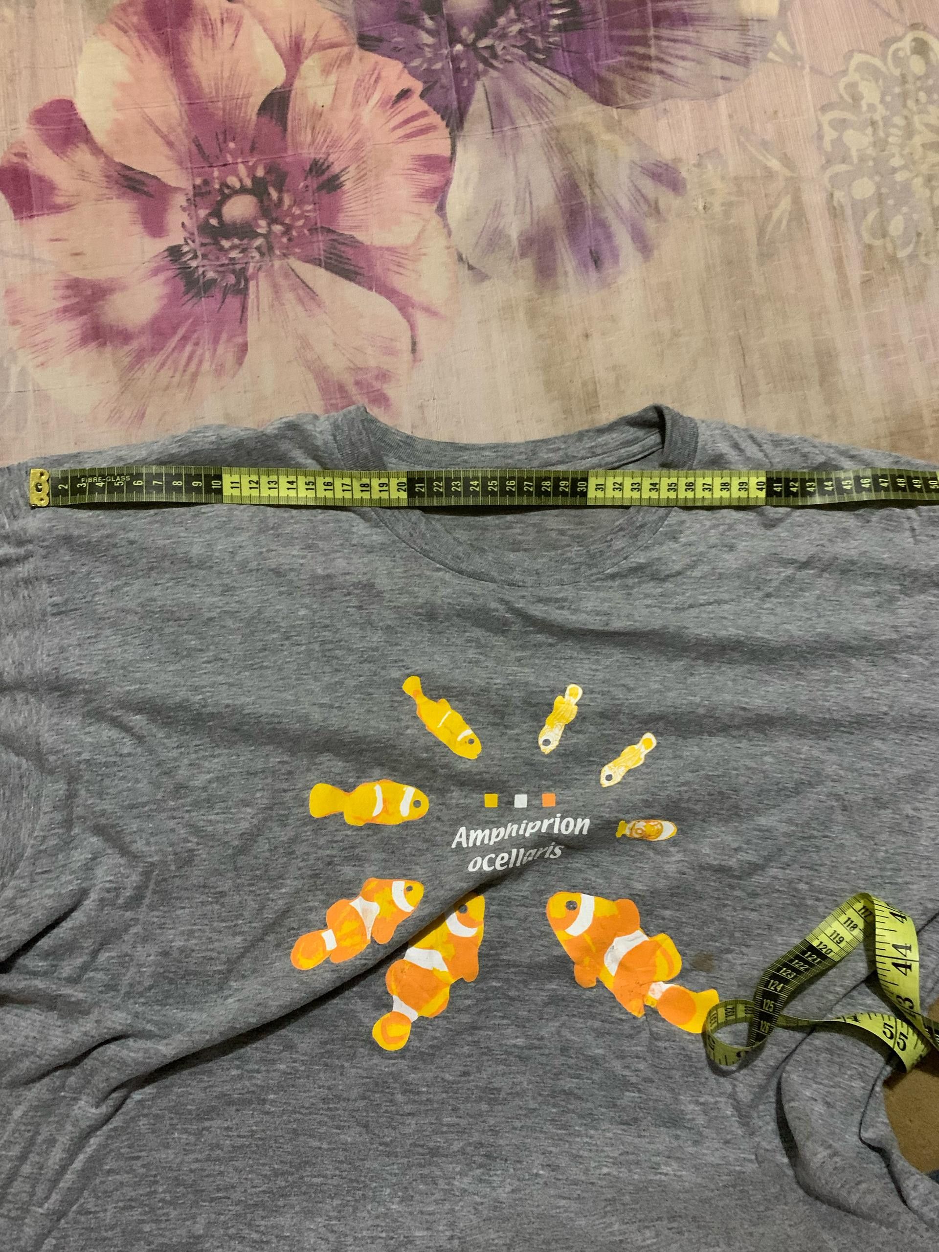 Vintage single stich clown fish life cycle amphiprion ocellaris Size US L / EU 52-54 / 3 - 2 Thumbnail