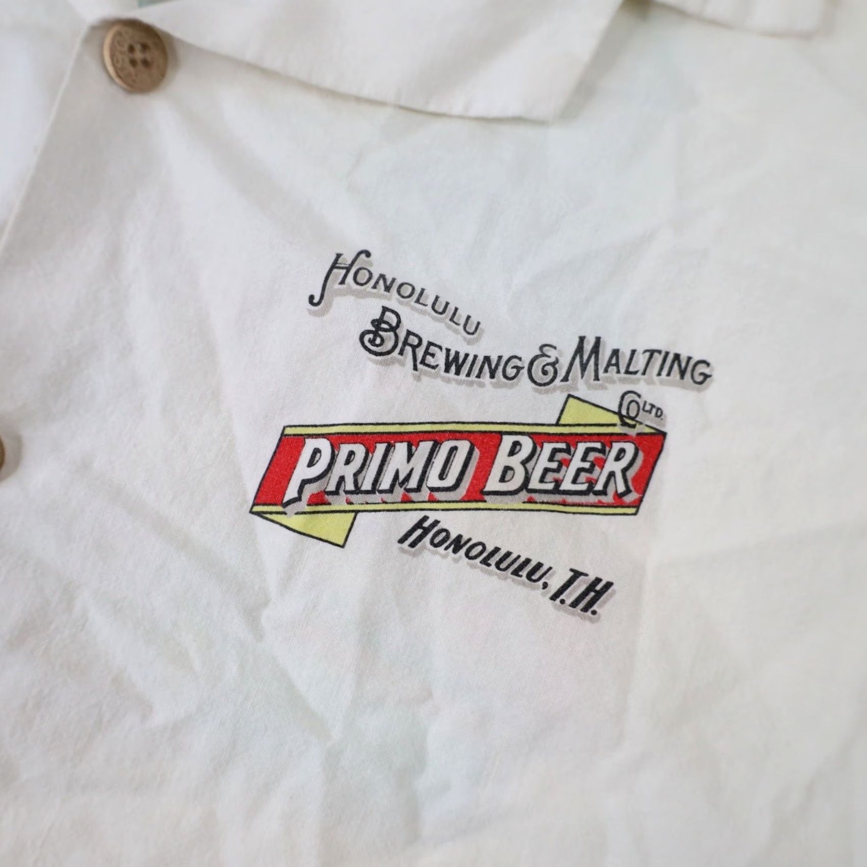Vintage VINTAGE Crazy Shirts Primo Beer Hawaiian Shirt White Large Mens Button Up Short Sleeve Size US L / EU 52-54 / 3 - 5 Thumbnail