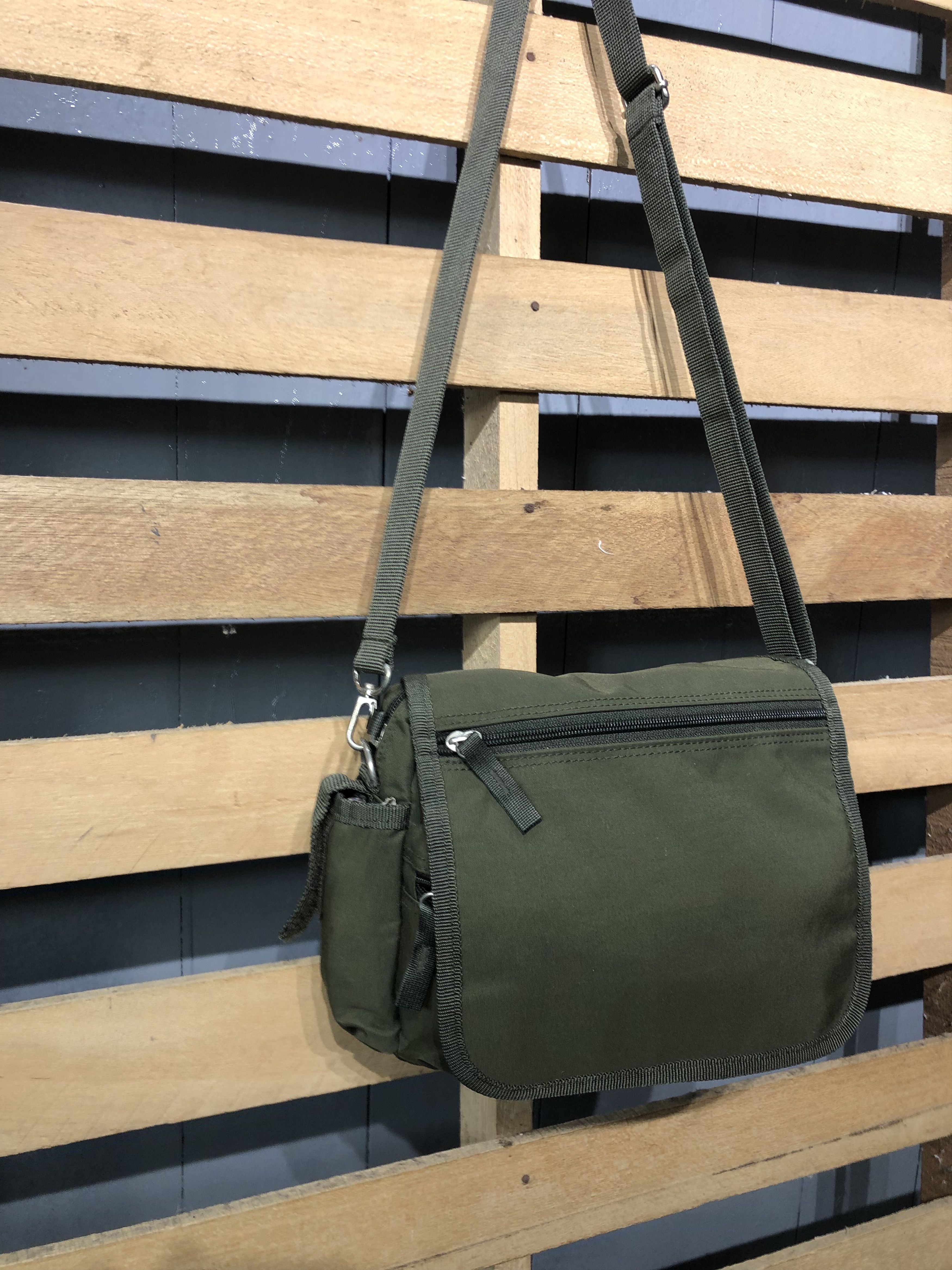 Japanese Brand Japanese Olive Green Style Nylon Crossbodybag Size ONE SIZE - 3 Thumbnail