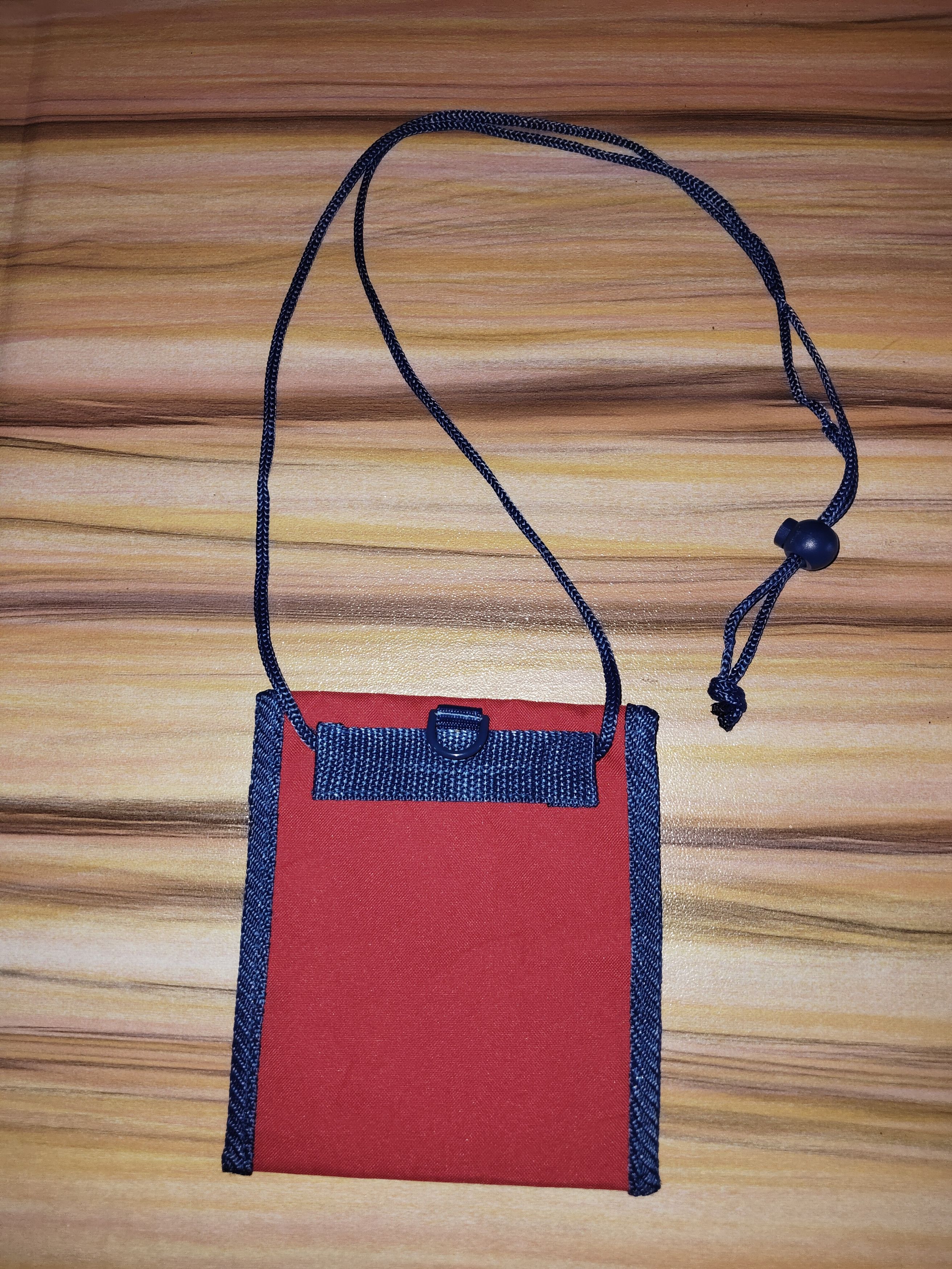 Chums CHUMS Small Sling Bag Size ONE SIZE - 2 Thumbnail