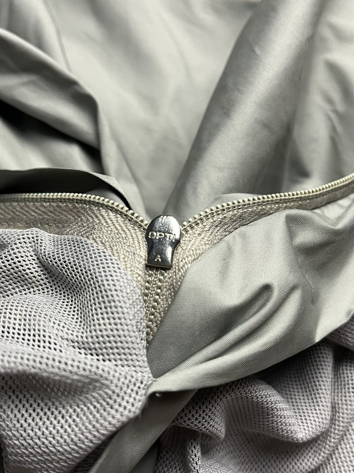 Prada Prada - Red Tab SS07 Silver Nylon Size US 36 / EU 52 - 13 Thumbnail