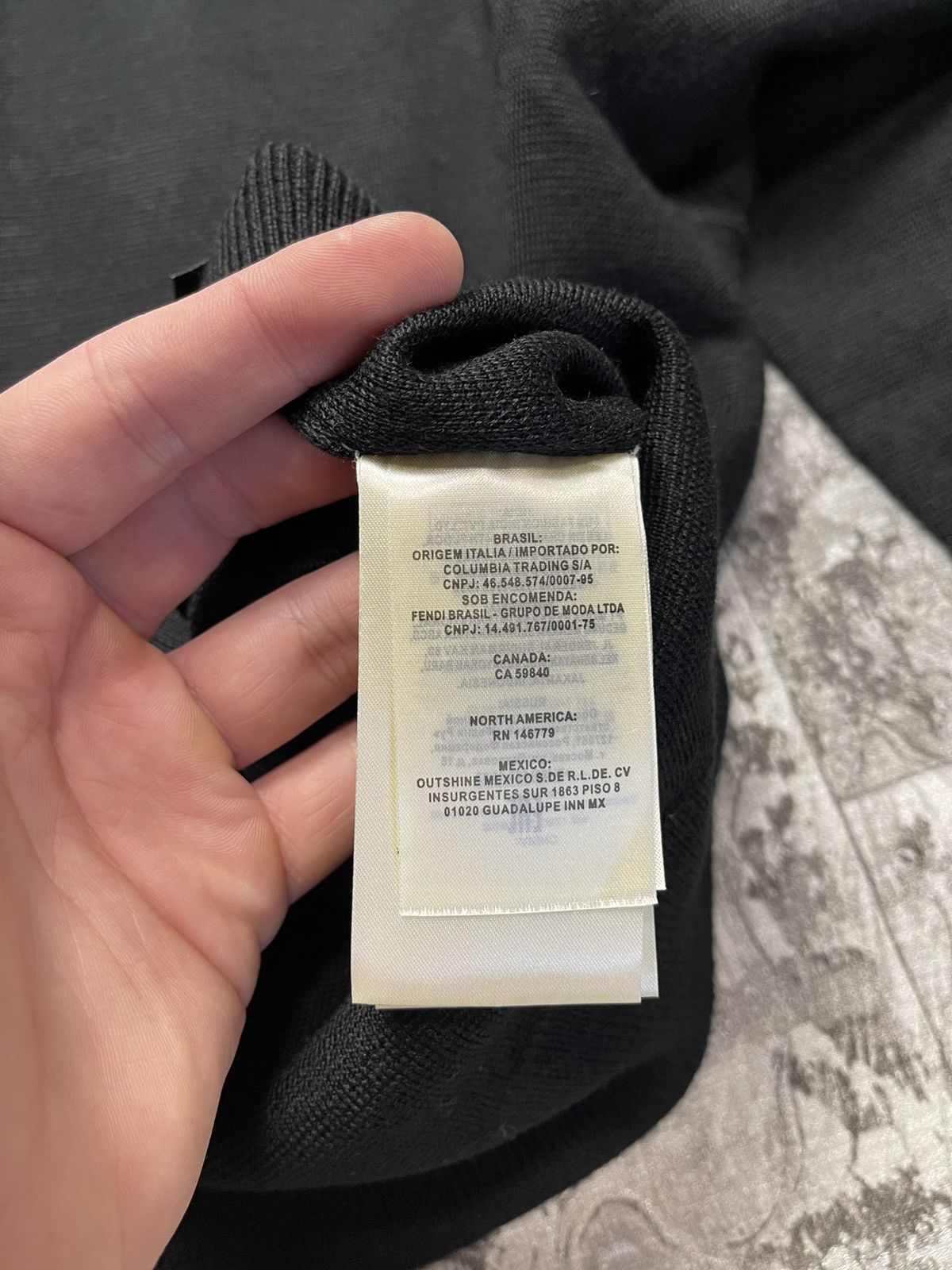 Fendi Fendi Wool Knit Sweater (Pullover) Made in Italy Size 46 (S) Size US S / EU 44-46 / 1 - 18 Thumbnail