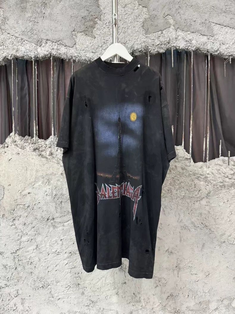 Balenciaga Balenciaga Do Old Destruction Tower Short Sleeve Size US S / EU 44-46 / 1 - 1 Thumbnail