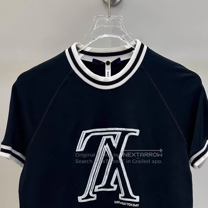 Louis Vuitton Louis Vuitton Reverse Logo knit short sleeve T-shirt Size US S / EU 44-46 / 1 - 2 Thumbnail