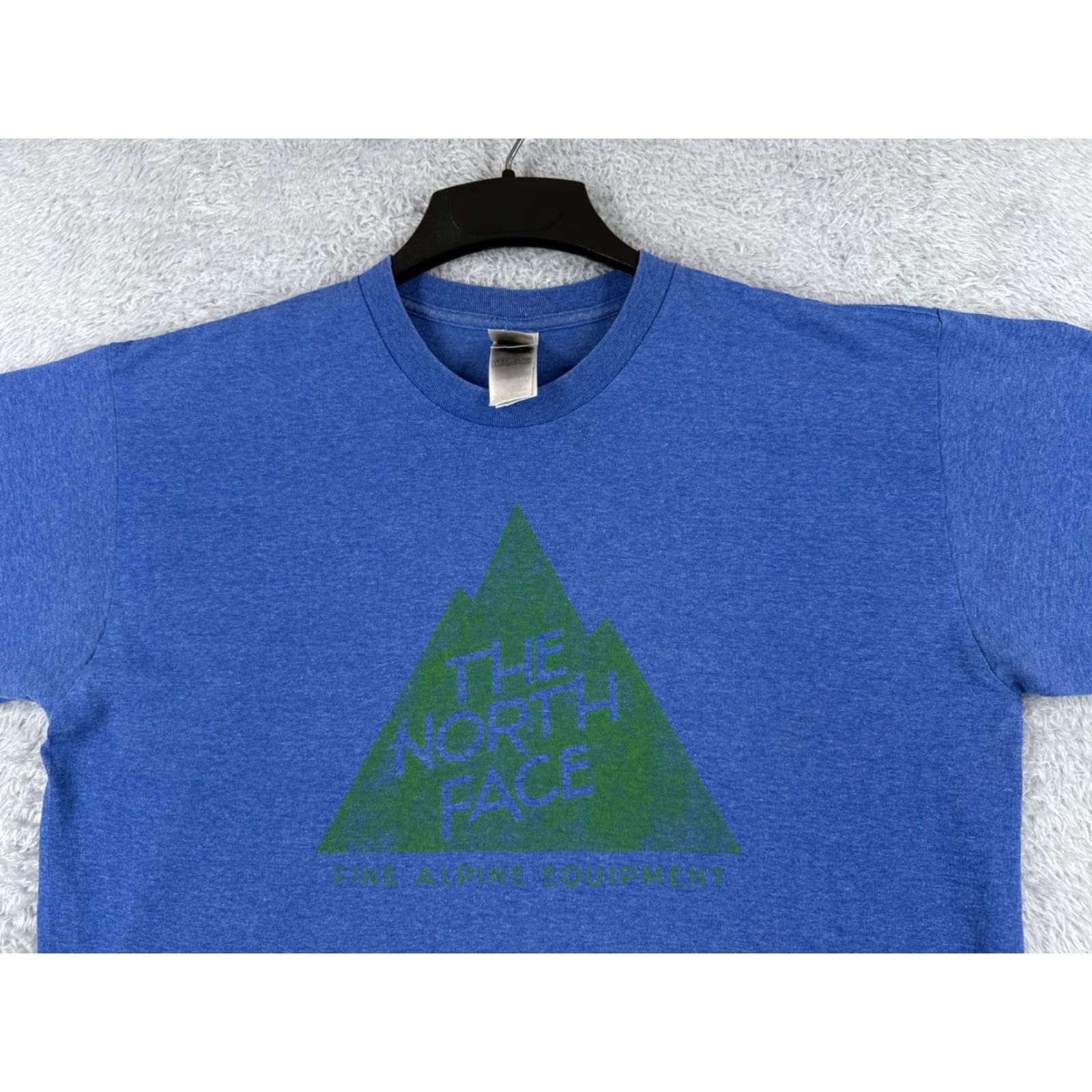 The North Face The North Face Shirt Men L Blue Short Sleeve Crew Neck Mountain Logo Alpine Size US L / EU 52-54 / 3 - 4 Thumbnail