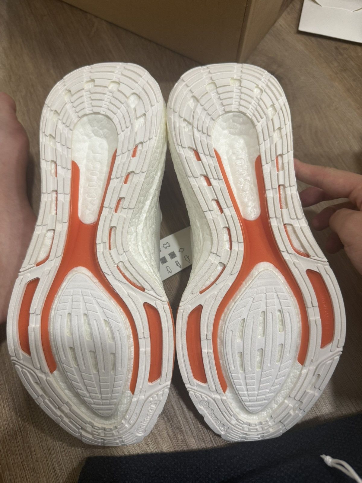 Adidas adidas Y-3 Ultra Boost 21 white bold orange Size US 12 / EU 45 - 5 Thumbnail