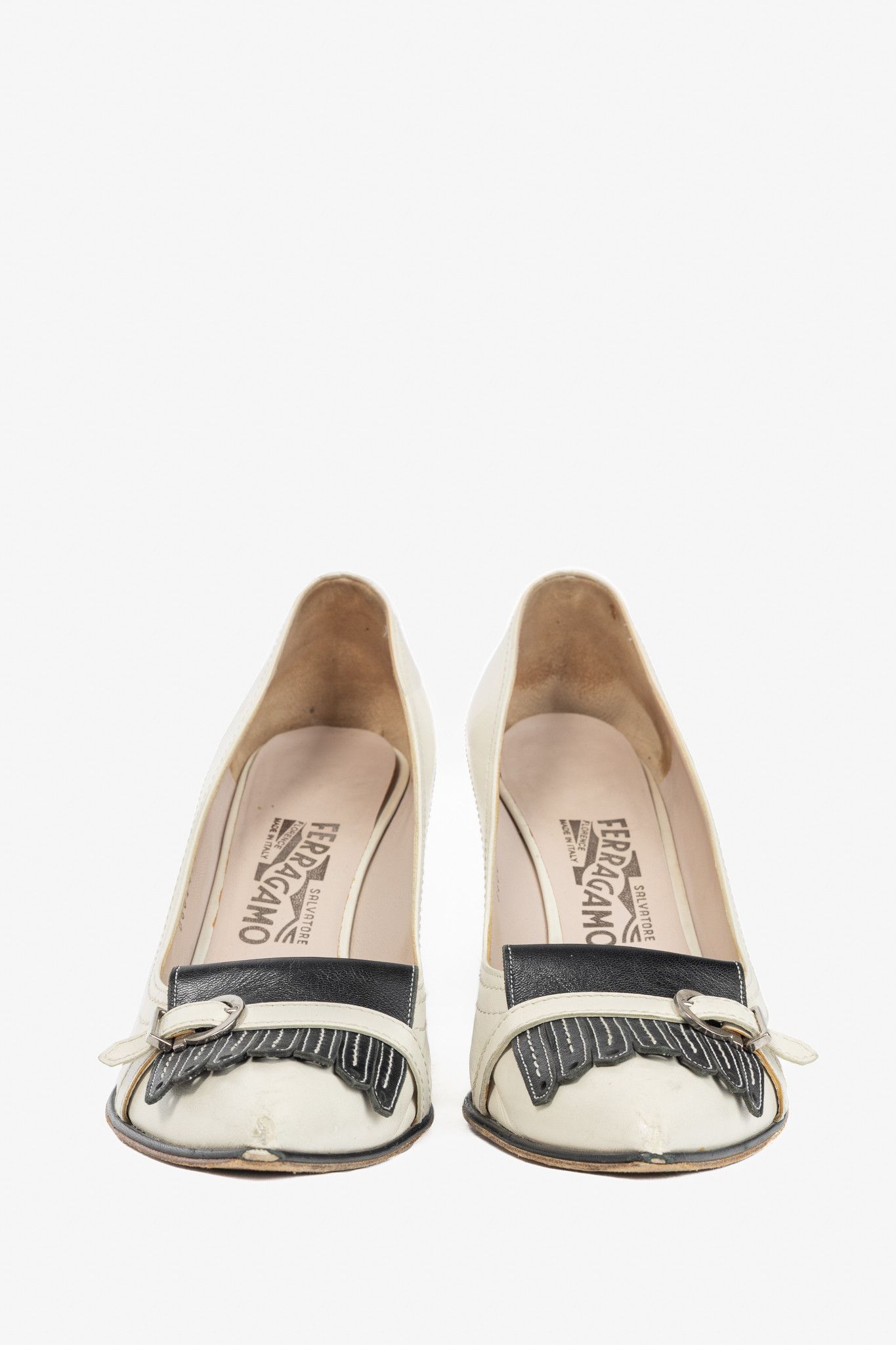 Salvatore Ferragamo Salvatore Ferragamo Gannett 85 Kid Leather Fringe Pumps Size US 9.5 / IT 39.5 - 2 Thumbnail