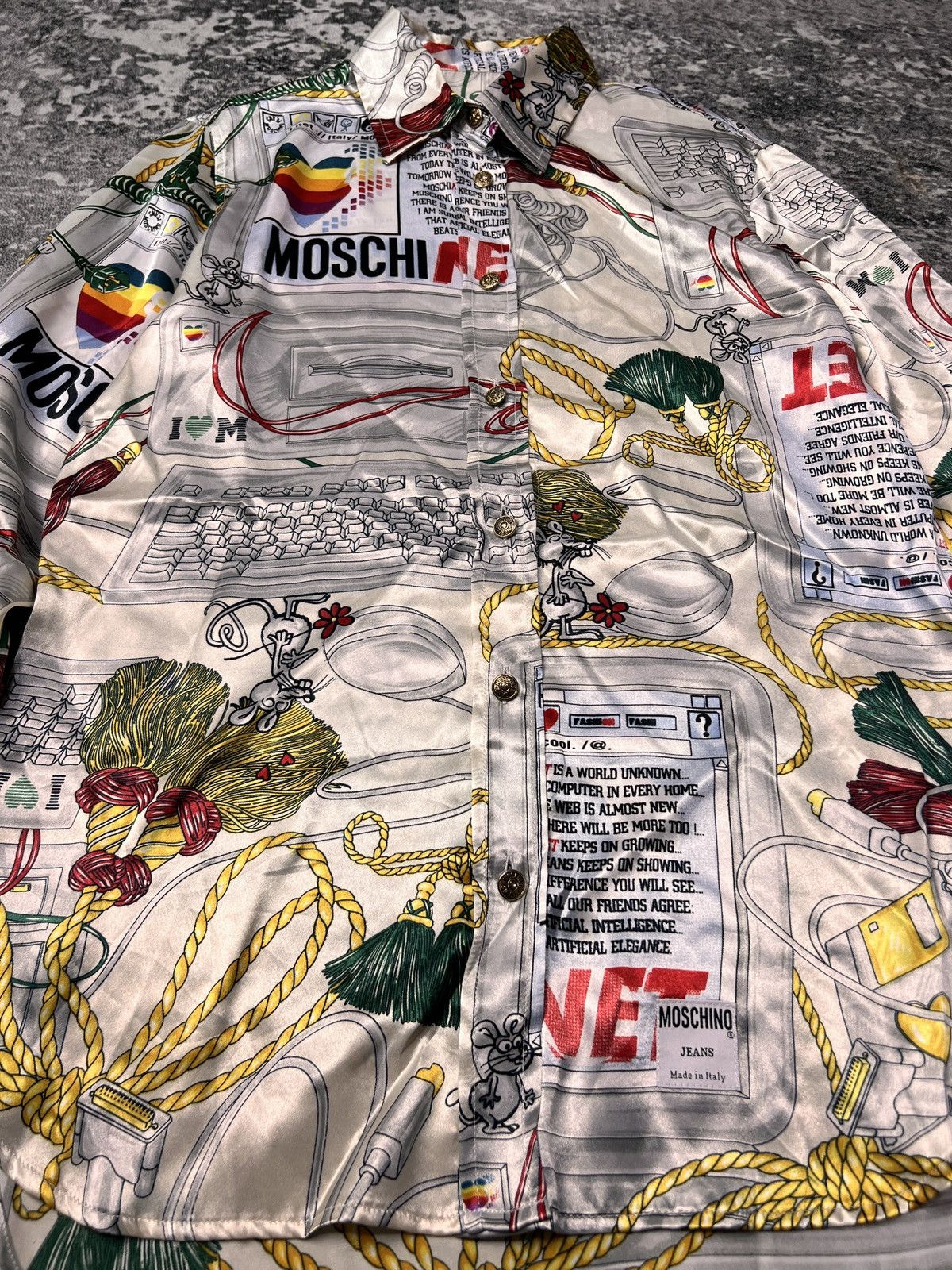 Moschino Vtg Moschino Silk Modern Baroque Apple Button Up Shirt Size US L / EU 52-54 / 3 - 6 Thumbnail