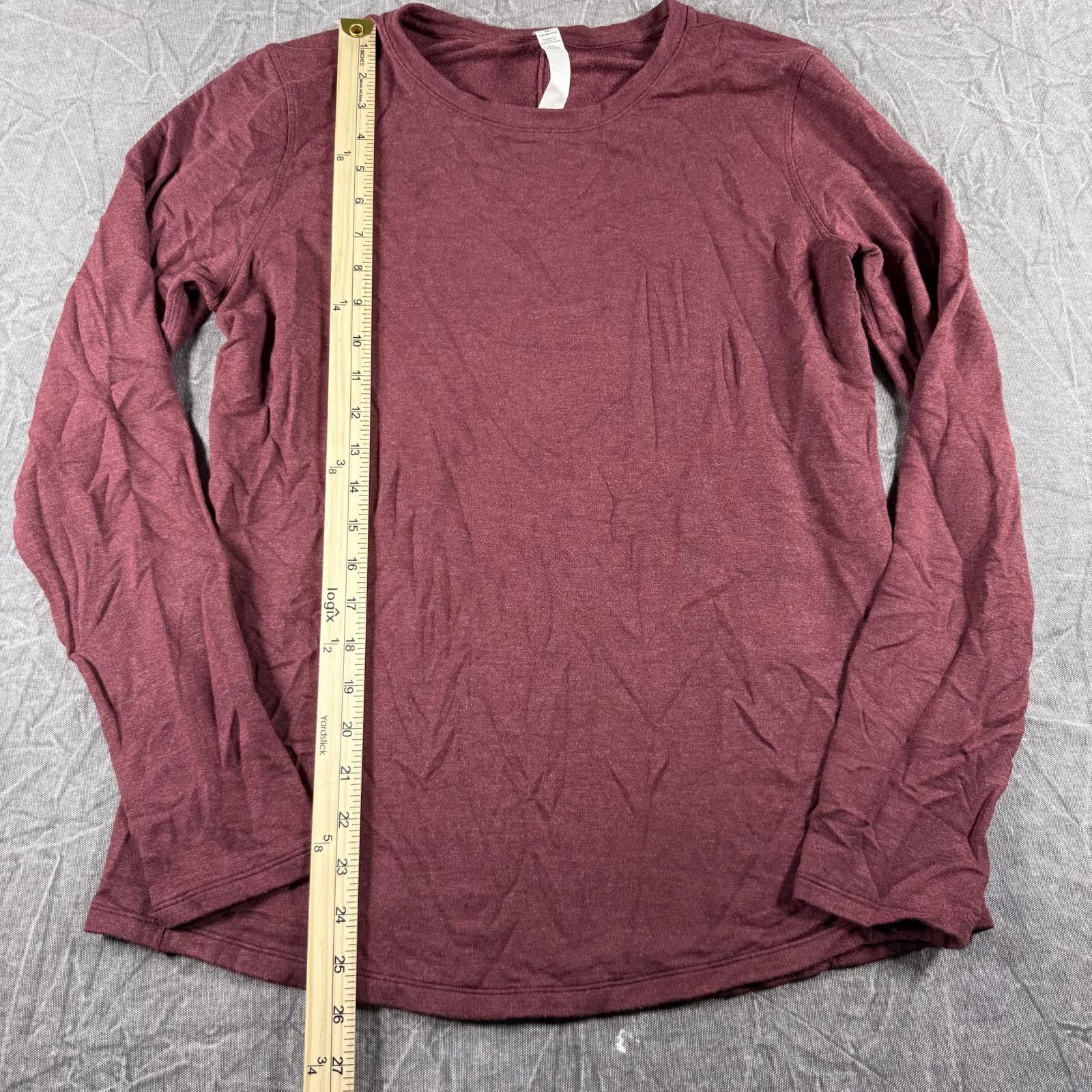 Lululemon Lululemon Shirt Women's 8 Burgundy Long Sleeve Active Size M / US 6-8 / IT 42-44 - 4 Thumbnail