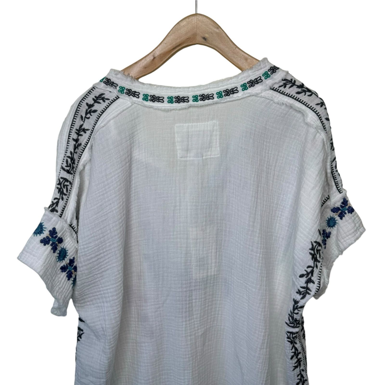 Johnny Was Johnny Was Radlie Blouse Embroidered Natural SMALL NWT Size S / US 4 / IT 40 - 6 Thumbnail